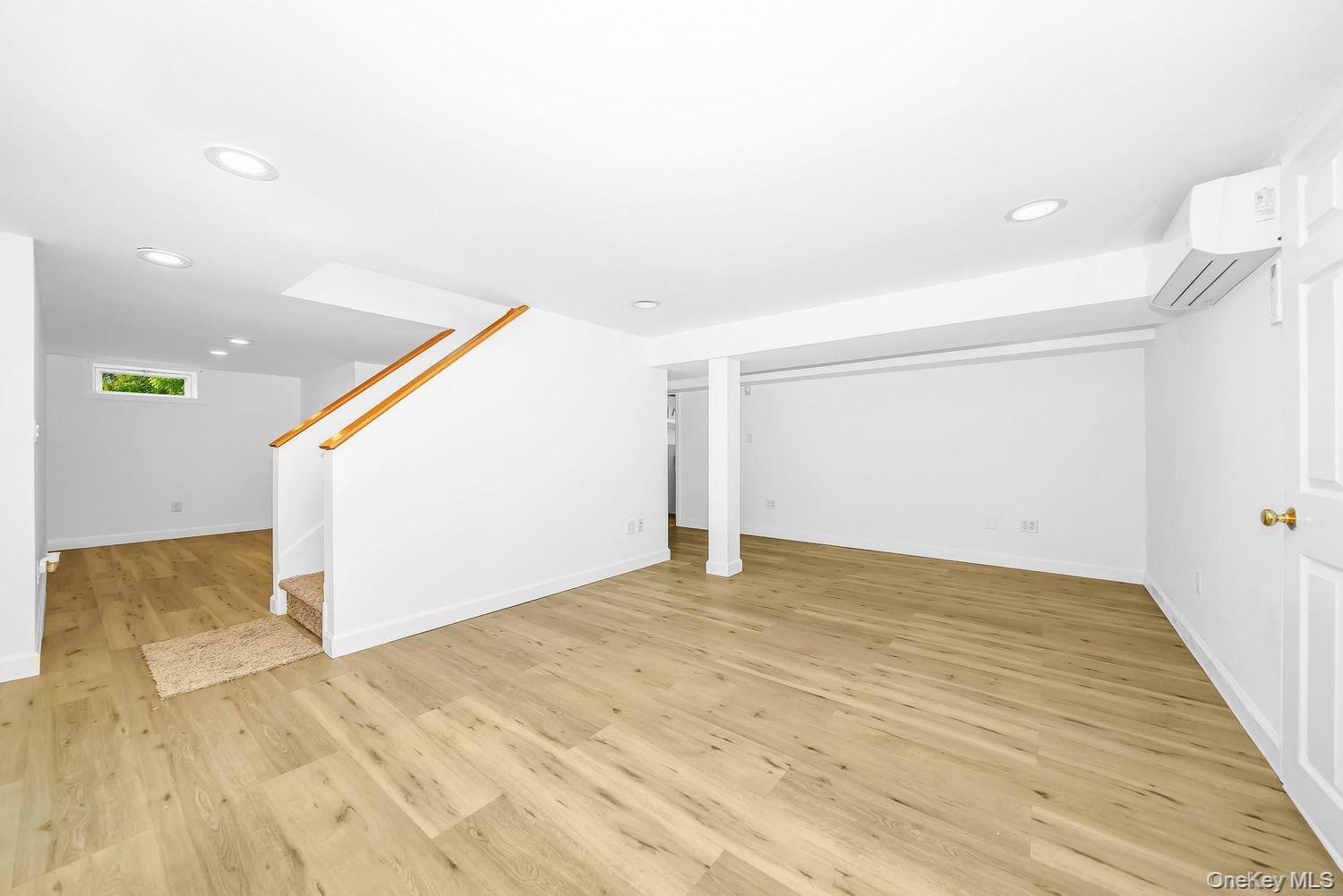 Single Family Hubbard Avenue  Suffolk County, NY 11901, MLS-1031536-25