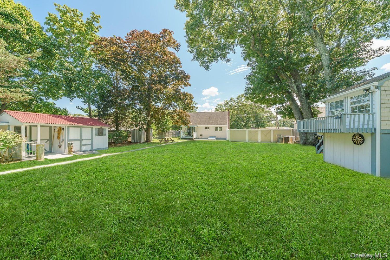 Single Family Hubbard Avenue  Suffolk County, NY 11901, MLS-1031536-37