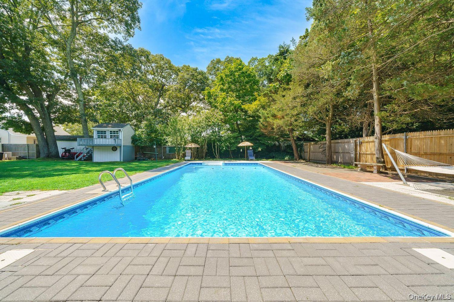 Single Family Hubbard Avenue  Suffolk County, NY 11901, MLS-1031536-5