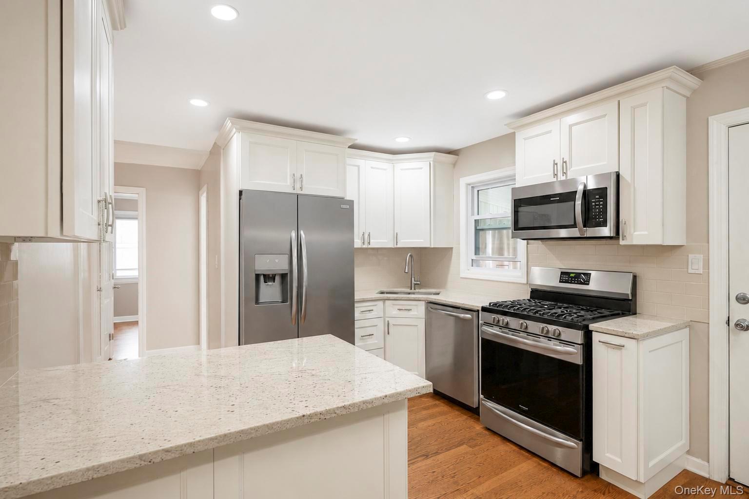 Single Family E Fenimore Street Nassau County, NY 11580, MLS-1031542-2