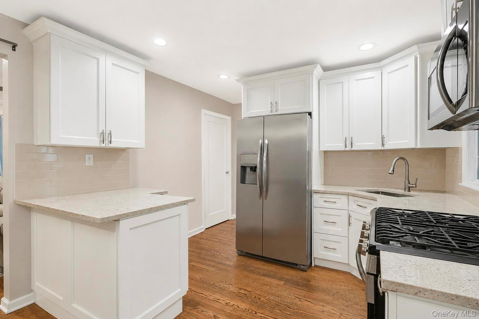 Single Family E Fenimore Street Nassau County, NY 11580, MLS-1031542-3