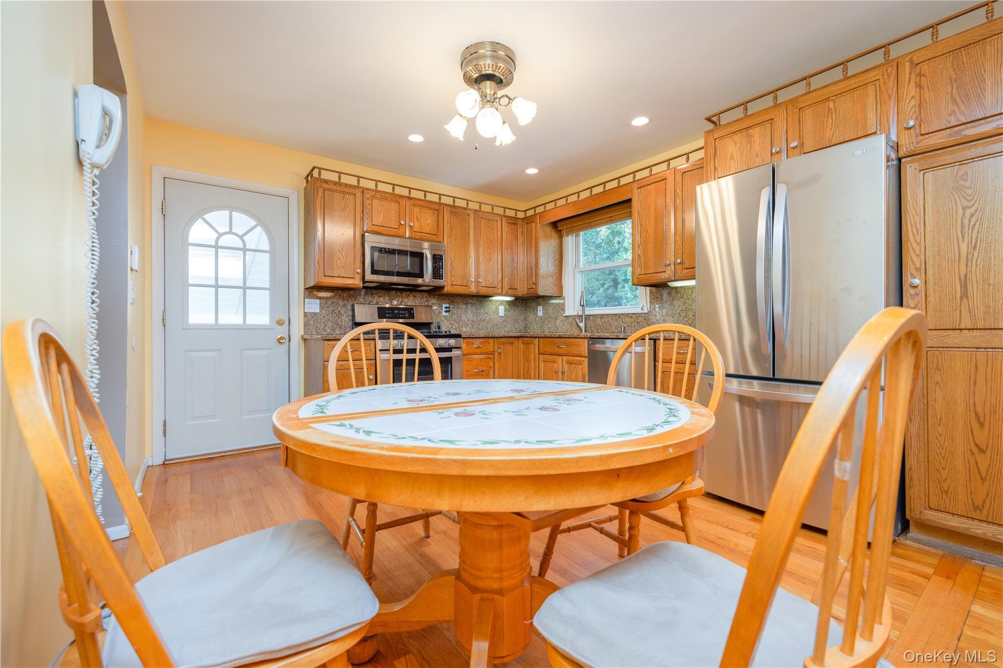 Single Family Short Street  Rockland County, NY 10994, MLS-1031550-17