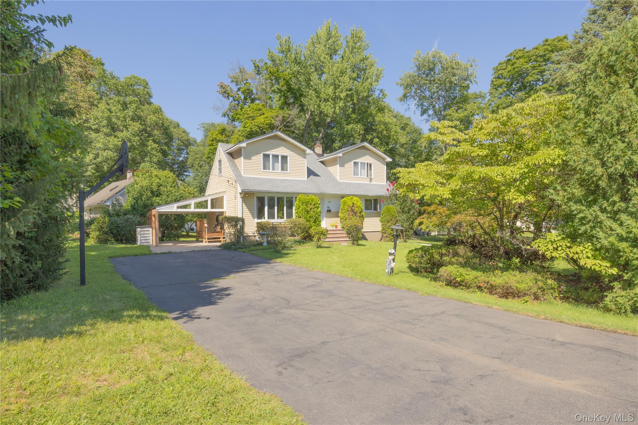 Single Family Short Street  Rockland County, NY 10994, MLS-1031550-2