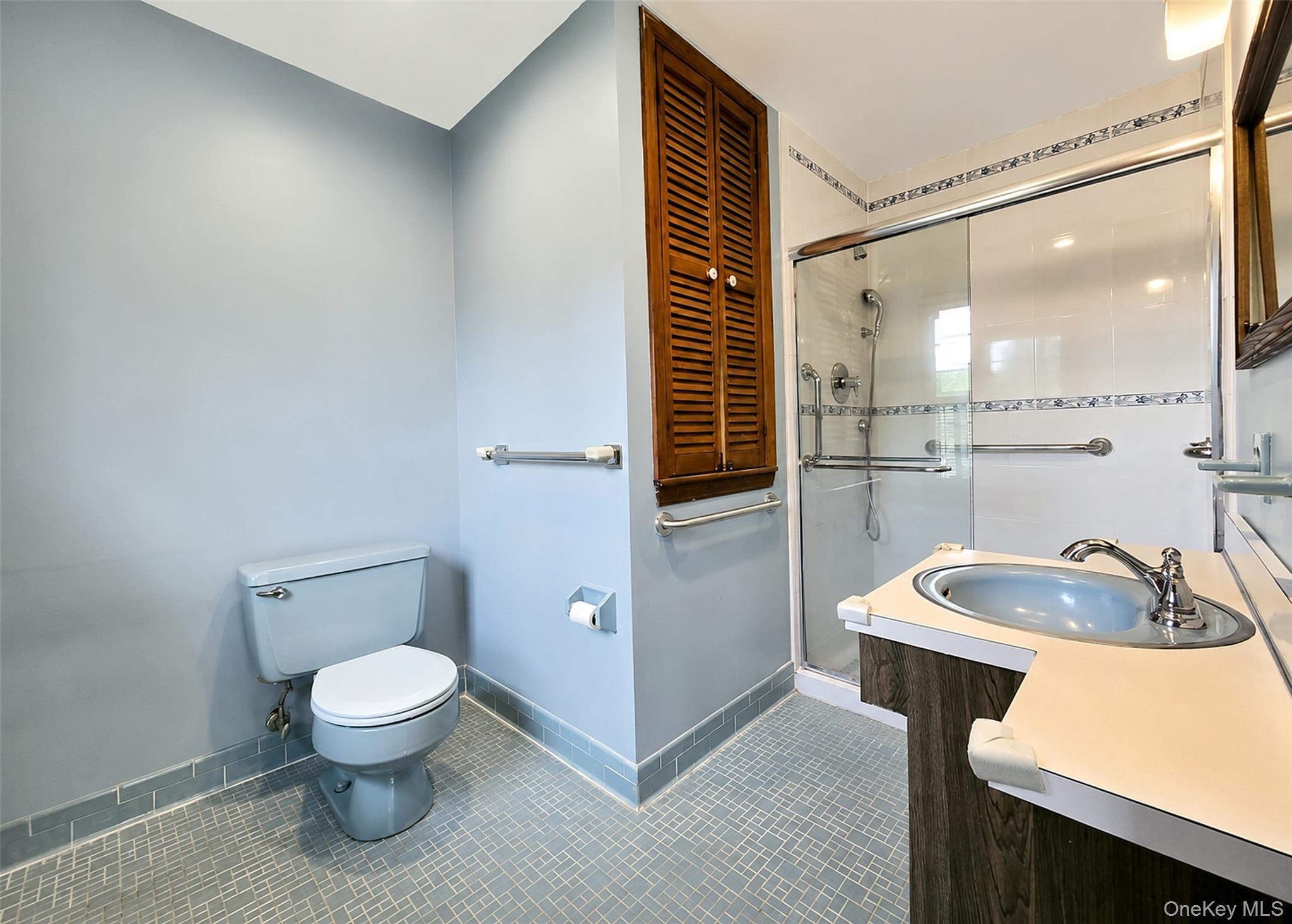 Single Family Woodhull Road Suffolk County, NY 11733, MLS-1031554-14