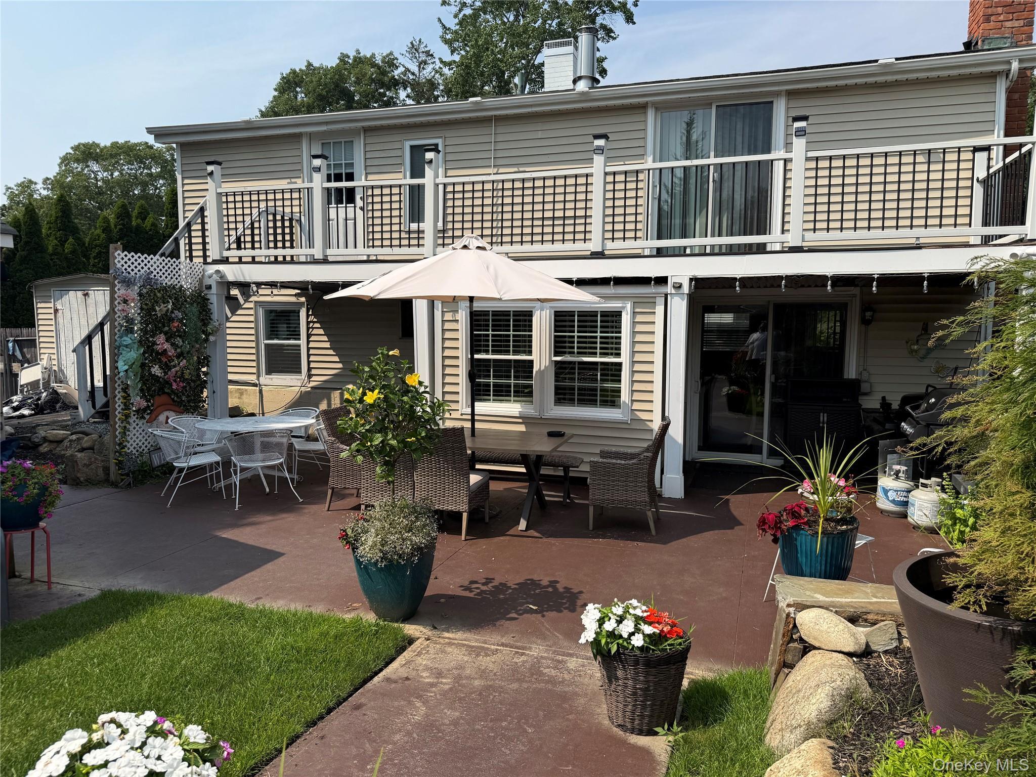 Single Family Fairway Drive  Suffolk County, NY 11776, MLS-1031586-42