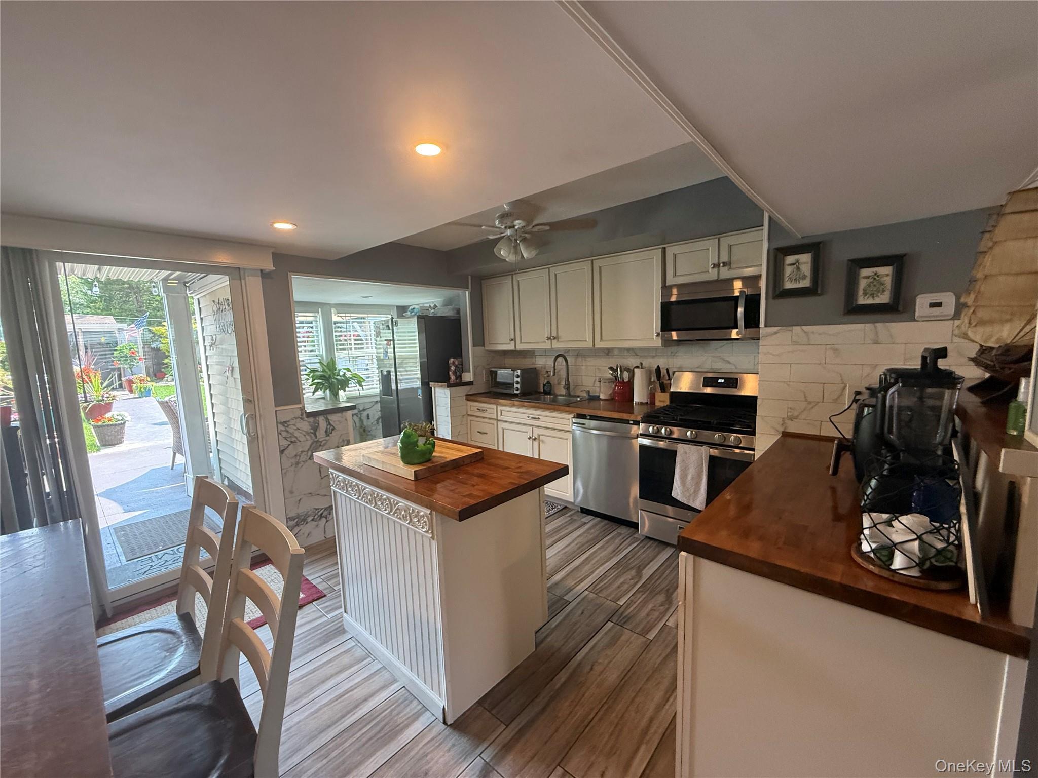 Single Family Fairway Drive  Suffolk County, NY 11776, MLS-1031586-9