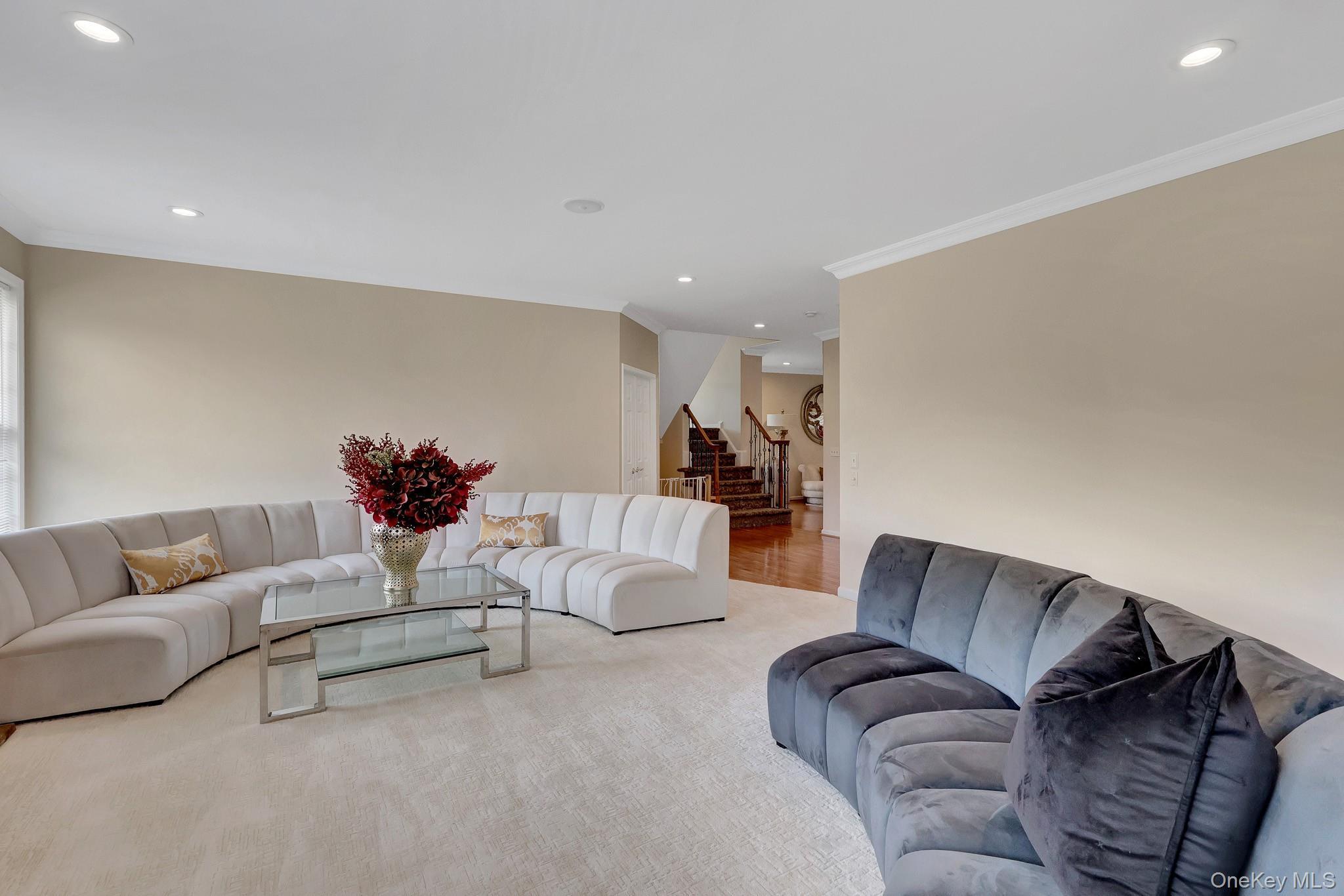 Single Family Brookline Court Suffolk County, NY 11792, MLS-1031590-11