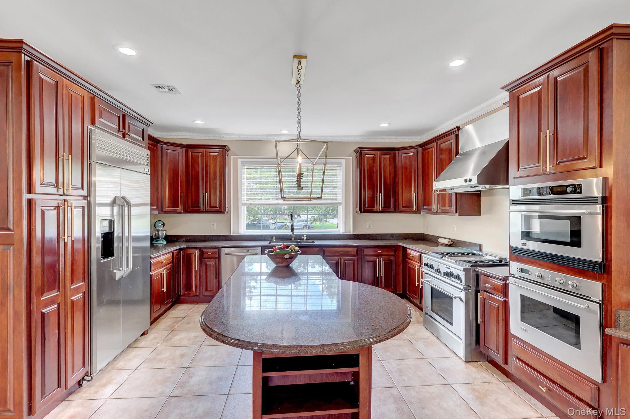 Single Family Brookline Court Suffolk County, NY 11792, MLS-1031590-14