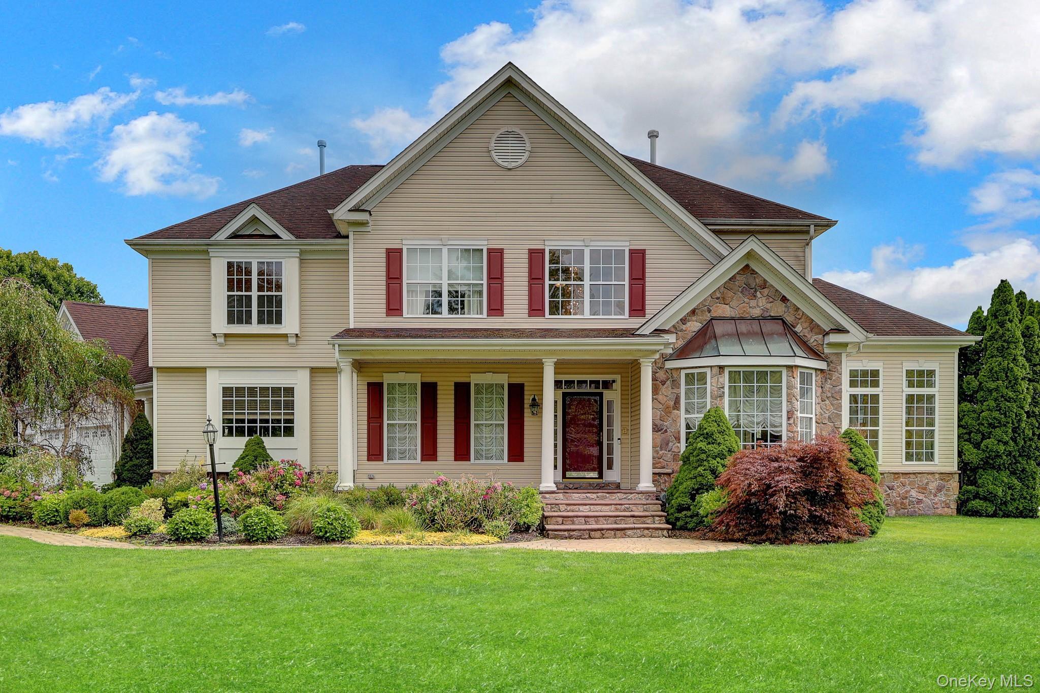 Single Family Brookline Court Suffolk County, NY 11792, MLS-1031590-2