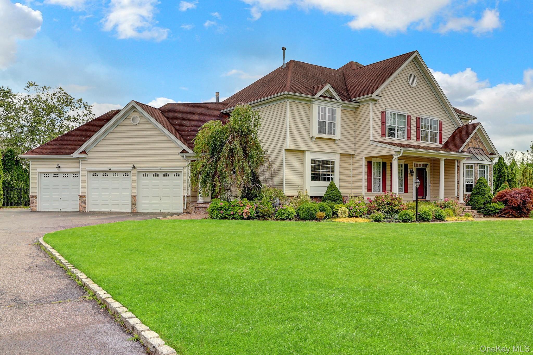 Single Family Brookline Court Suffolk County, NY 11792, MLS-1031590-3