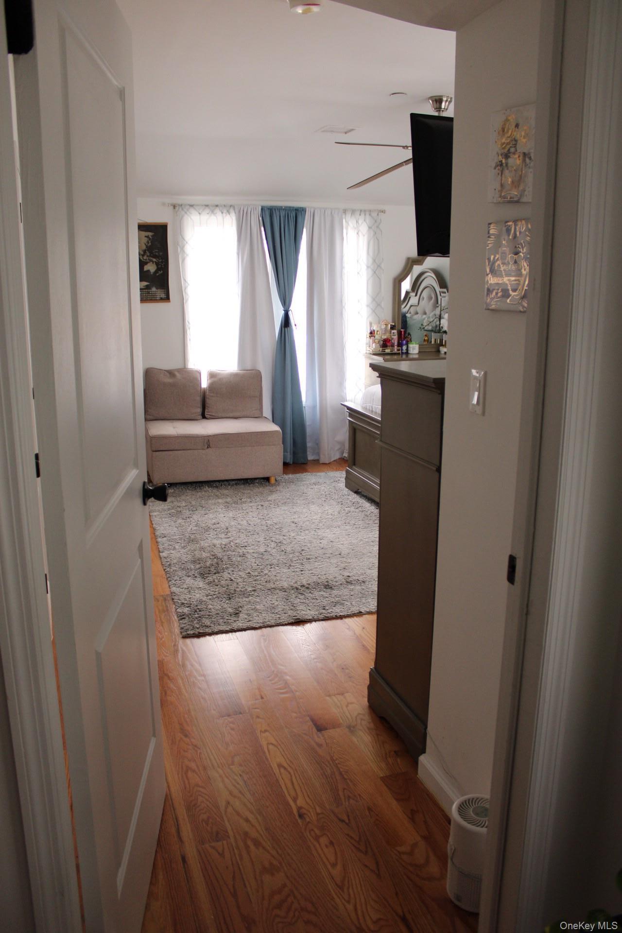 Single Family 232nd Street Queens, NY 11413, MLS-1031594-15