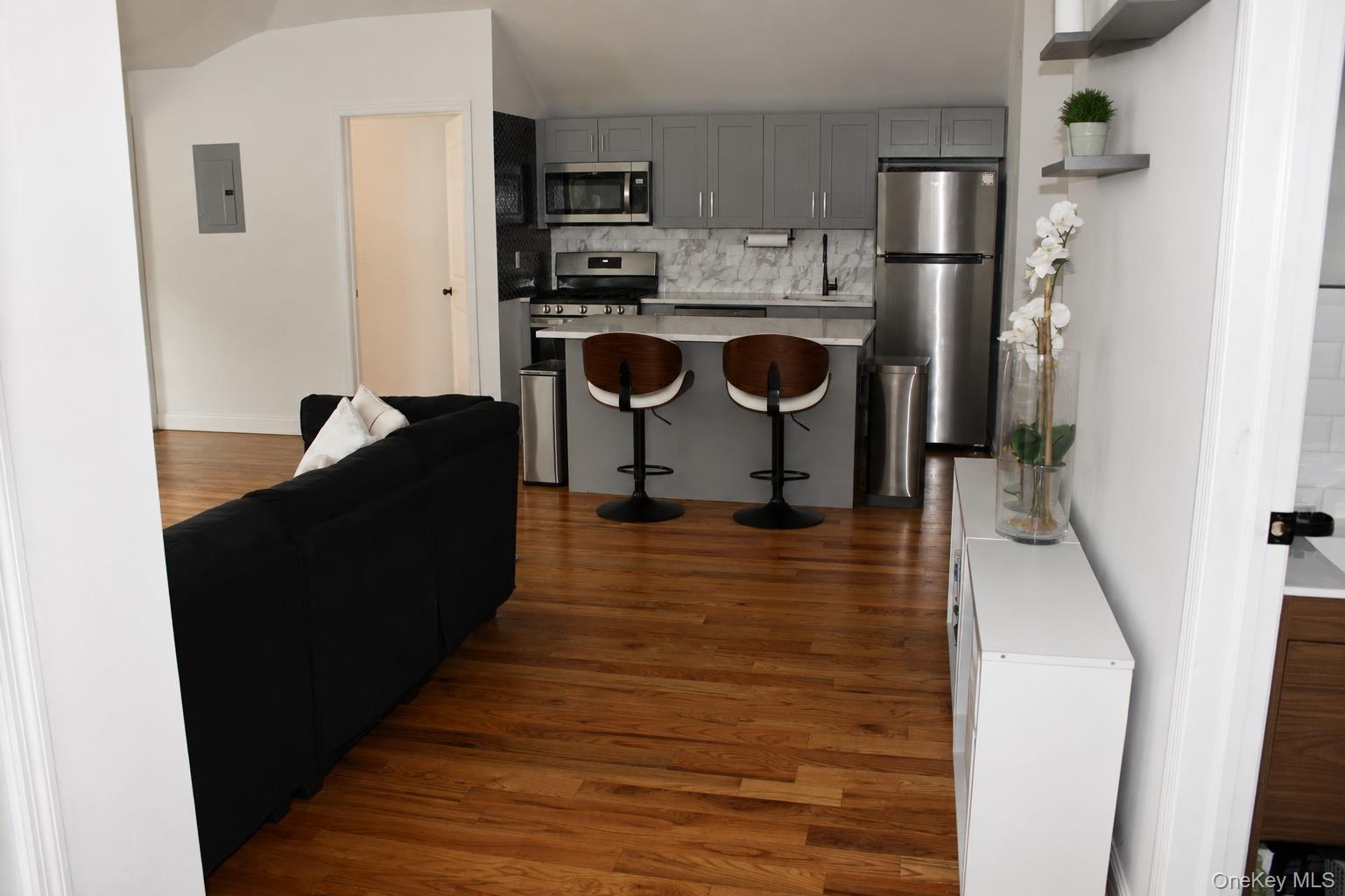 Single Family 232nd Street Queens, NY 11413, MLS-1031594-8
