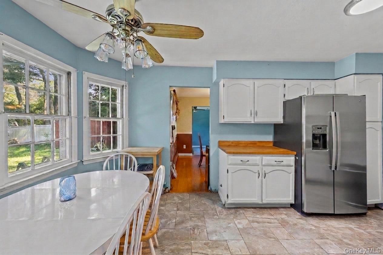 Single Family Black Locust Avenue  Suffolk County, NY 11733, MLS-1031598-12