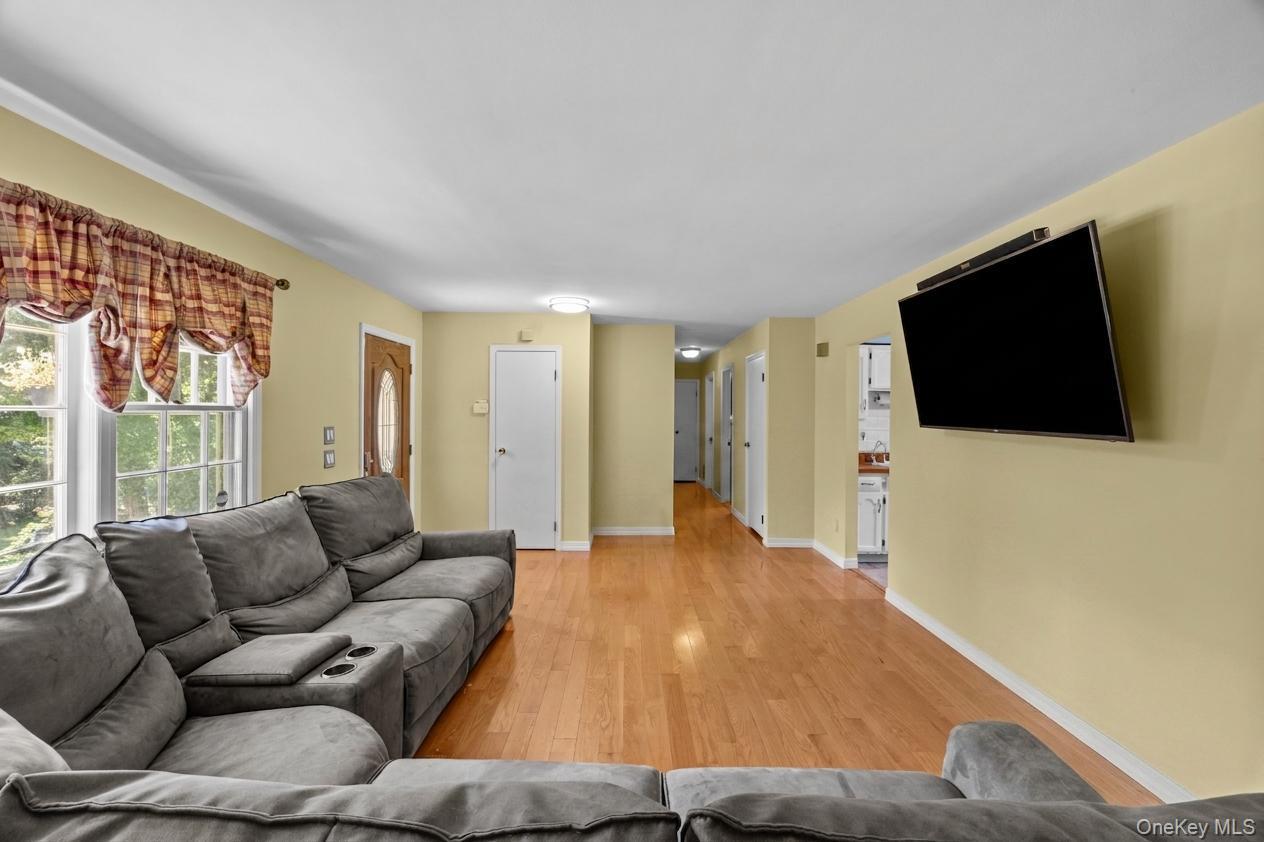 Single Family Black Locust Avenue  Suffolk County, NY 11733, MLS-1031598-15