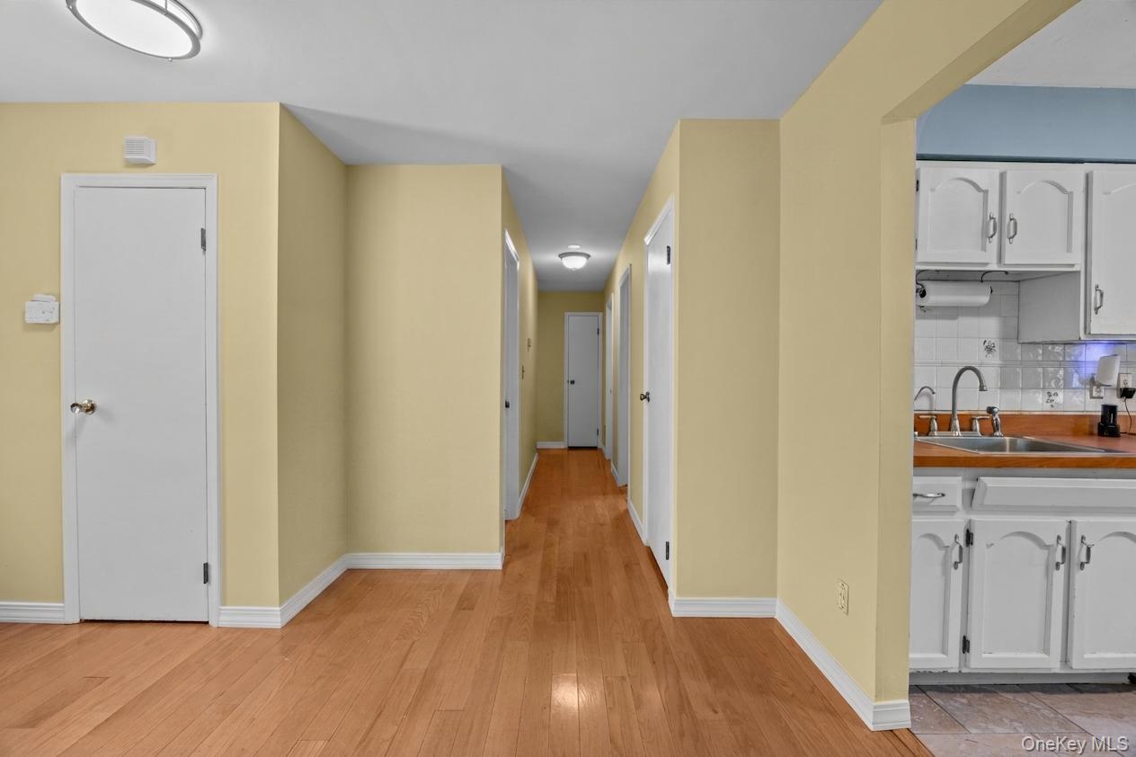 Single Family Black Locust Avenue  Suffolk County, NY 11733, MLS-1031598-16