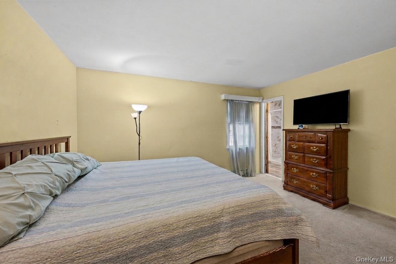 Single Family Black Locust Avenue  Suffolk County, NY 11733, MLS-1031598-18