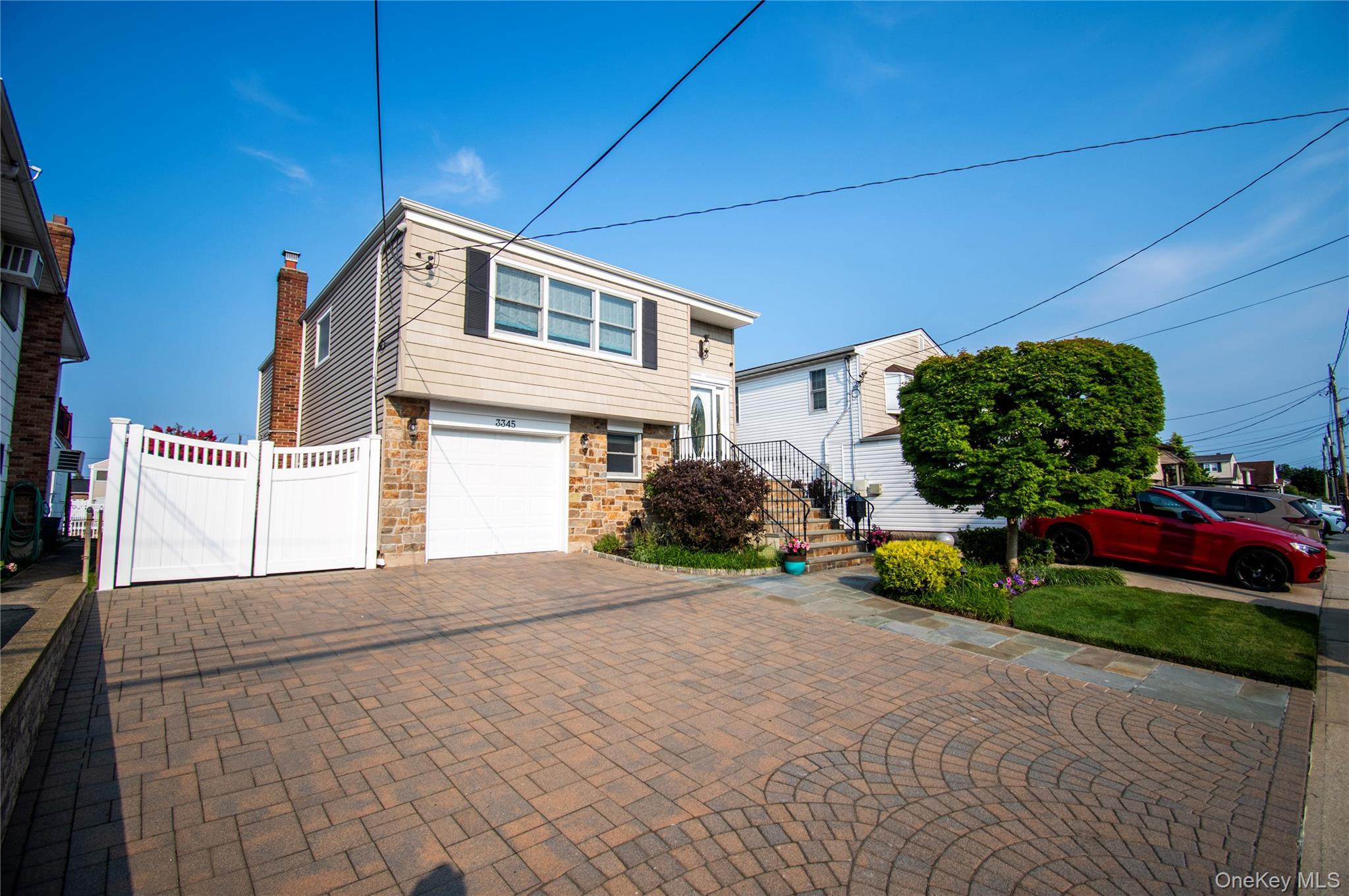 Single Family Parkway Drive  Nassau County, NY 11510, MLS-1031612-2