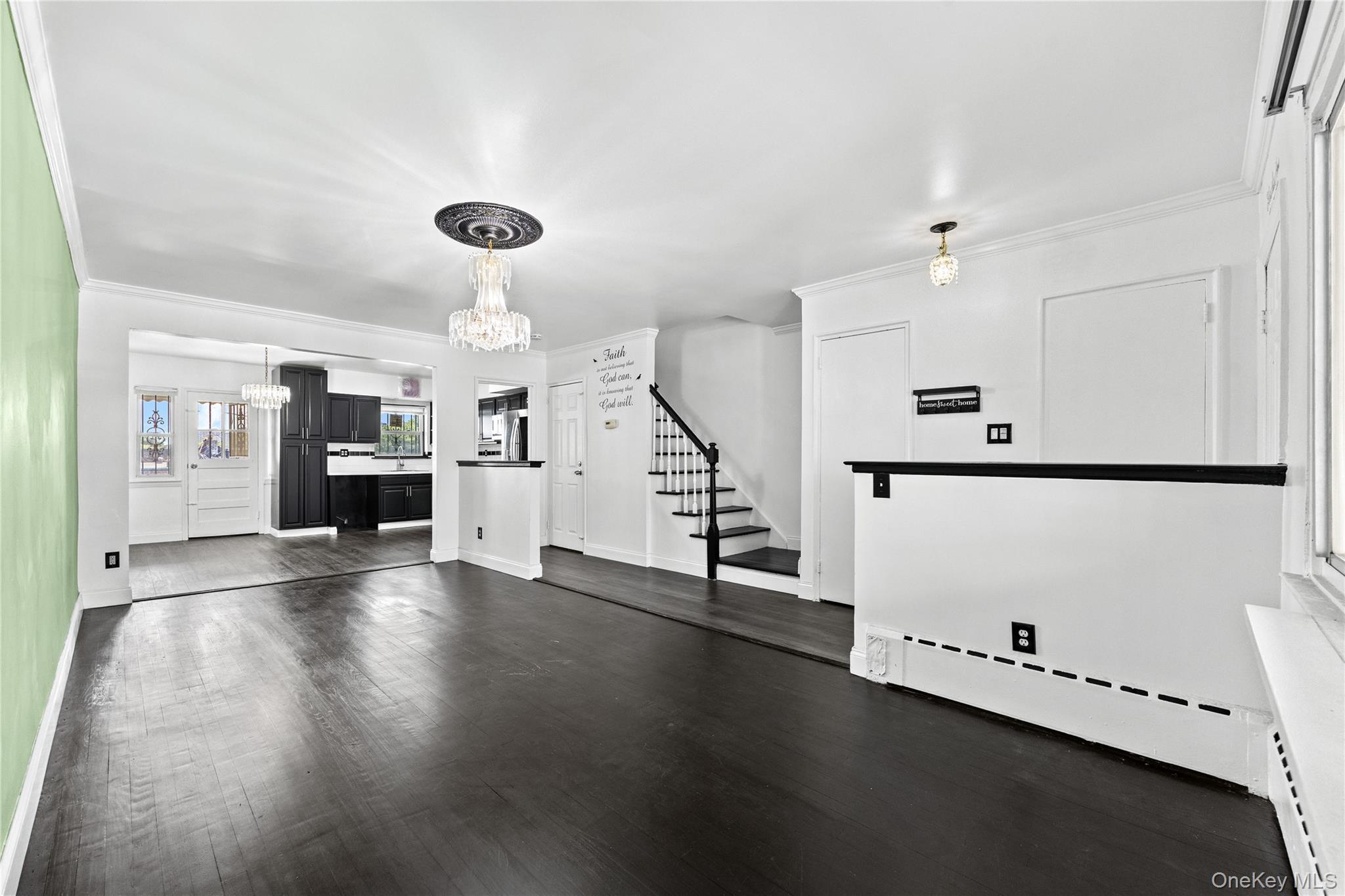 Single Family Tiemann Avenue Bronx, NY 10469, MLS-1031618-7