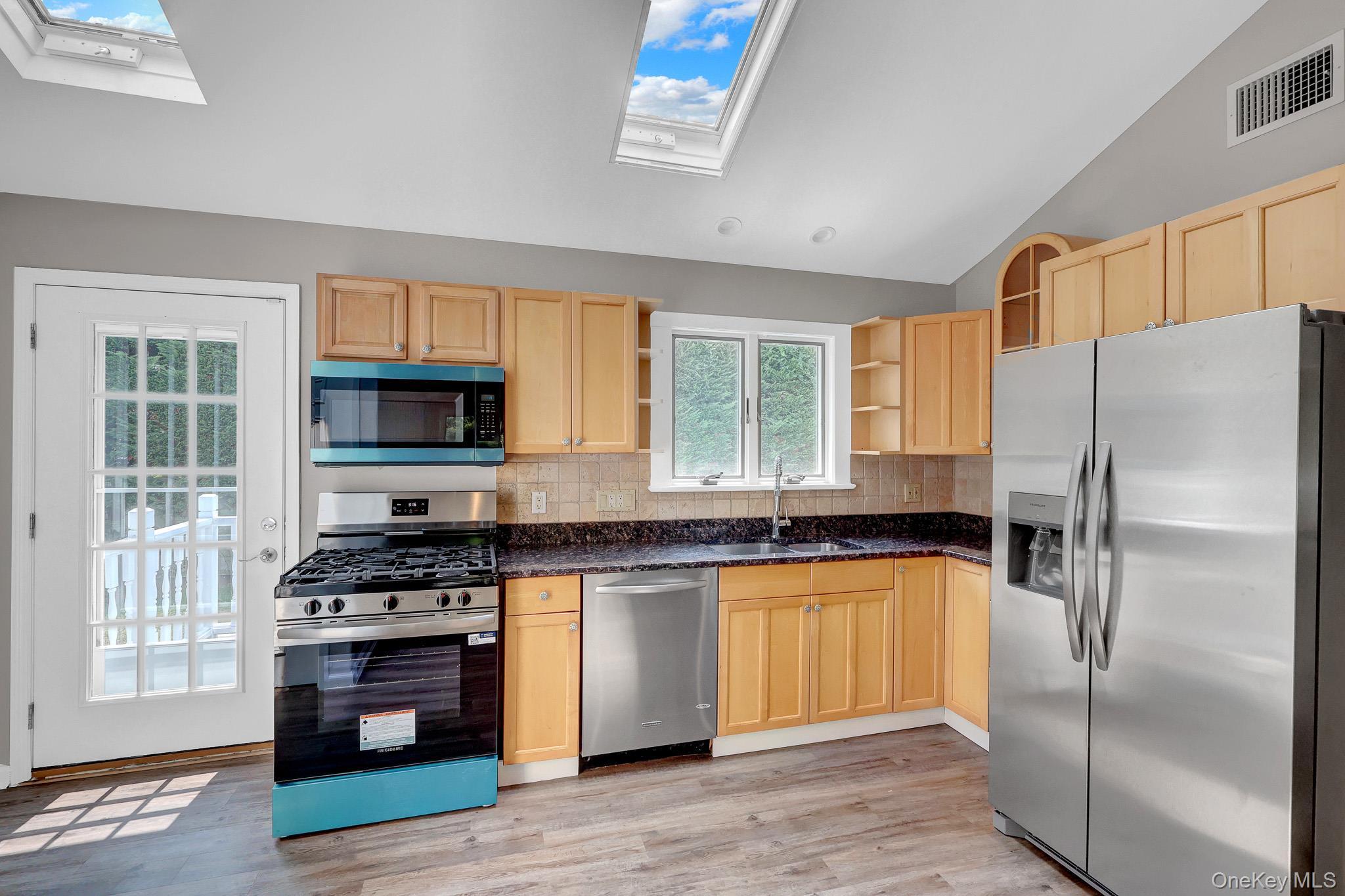 Single Family W 4th Street  Suffolk County, NY 11795, MLS-1031624-8