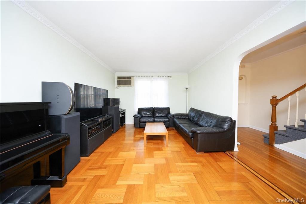 Single Family E 29th Street  Brooklyn, NY 11229, MLS-1031642-6