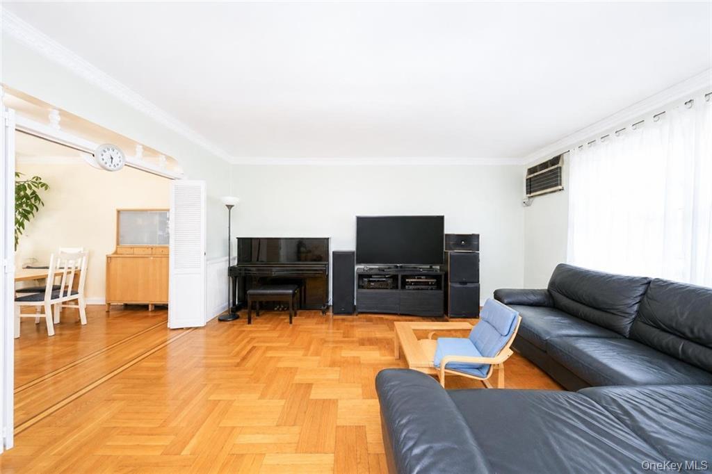 Single Family E 29th Street  Brooklyn, NY 11229, MLS-1031642-7