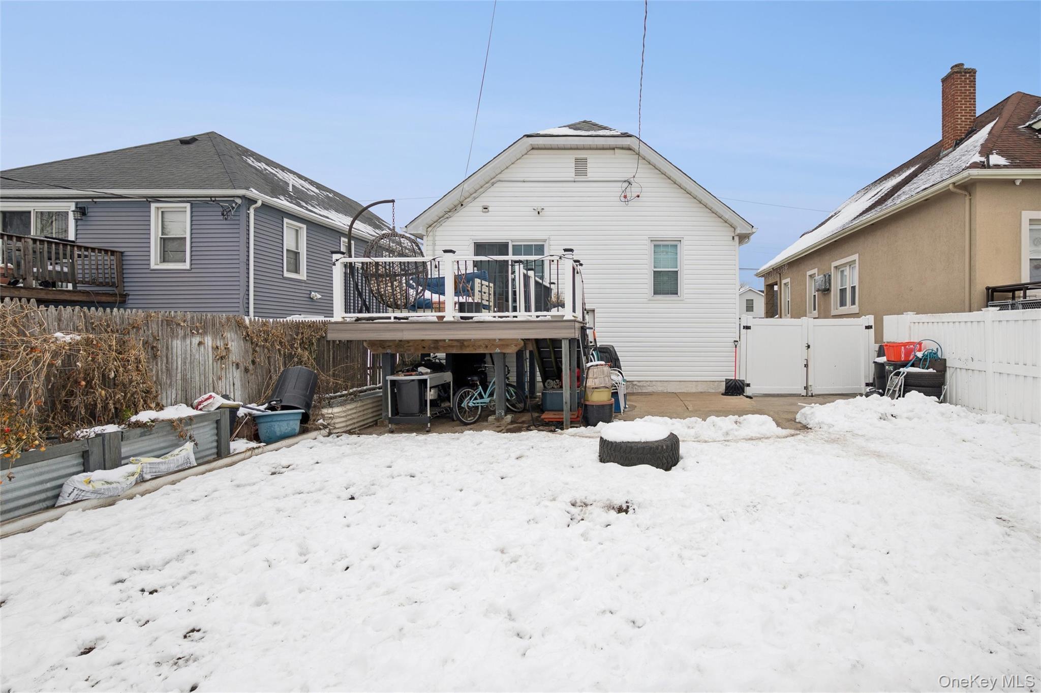 Single Family Traymore Boulevard  Nassau County, NY 11558, MLS-1031659-18