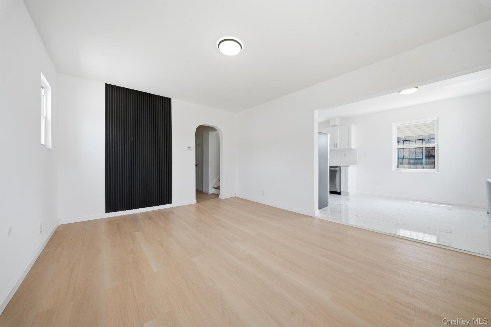 Single Family 218th Street Queens, NY 11413, MLS-1031702-3