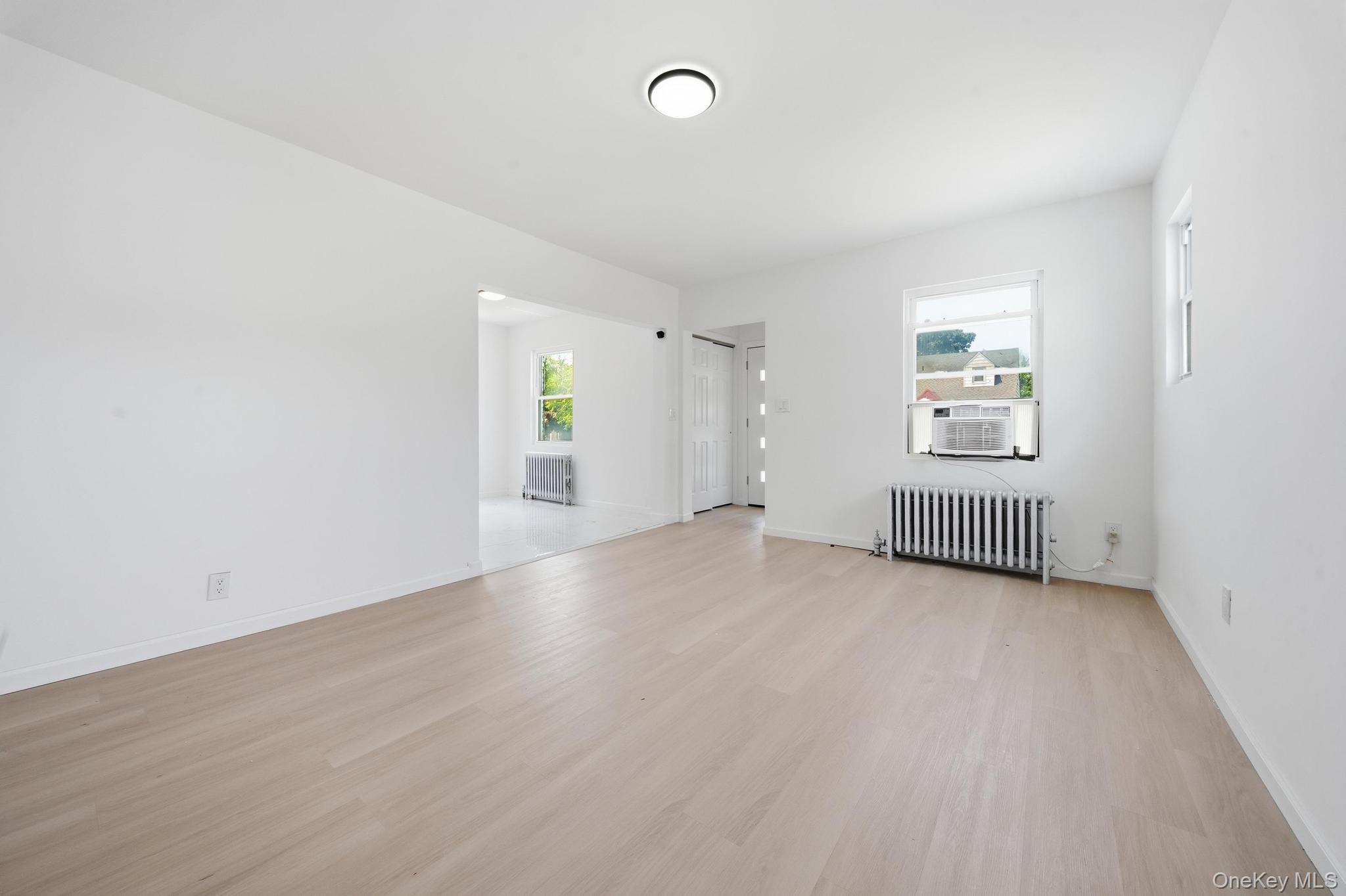 Single Family 218th Street Queens, NY 11413, MLS-1031702-7