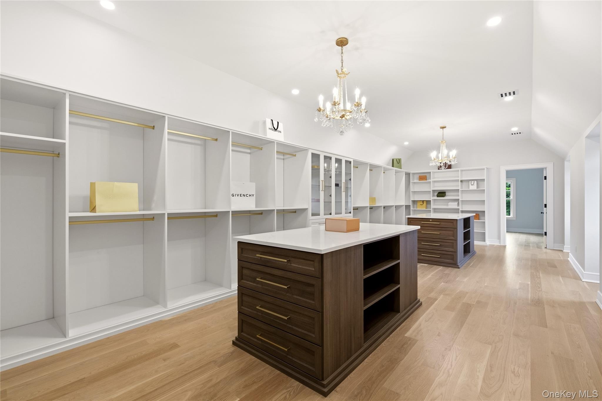 Single Family Cove Road  Suffolk County, NY 11768, MLS-1031732-27