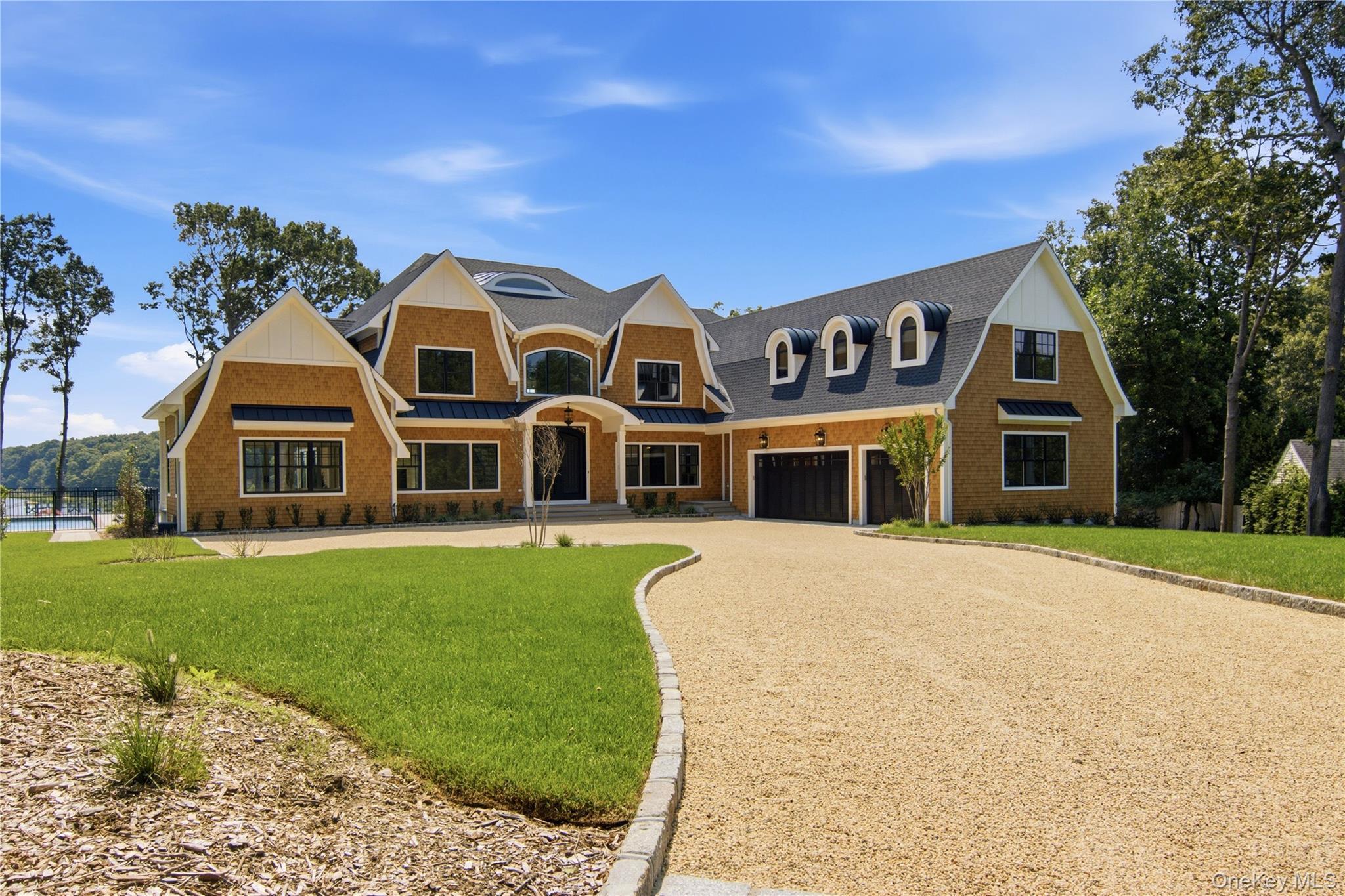 Single Family Cove Road  Suffolk County, NY 11768, MLS-1031732-36
