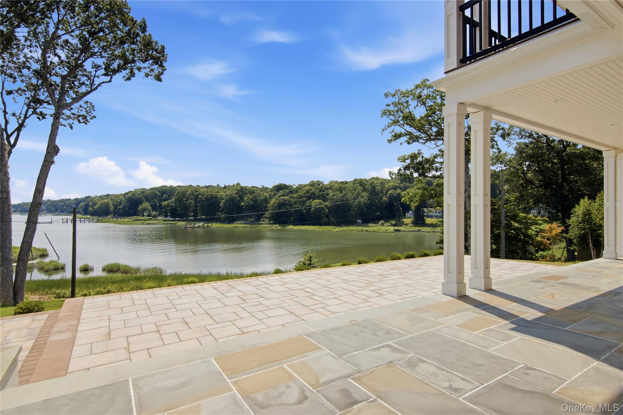 Single Family Cove Road  Suffolk County, NY 11768, MLS-1031732-41