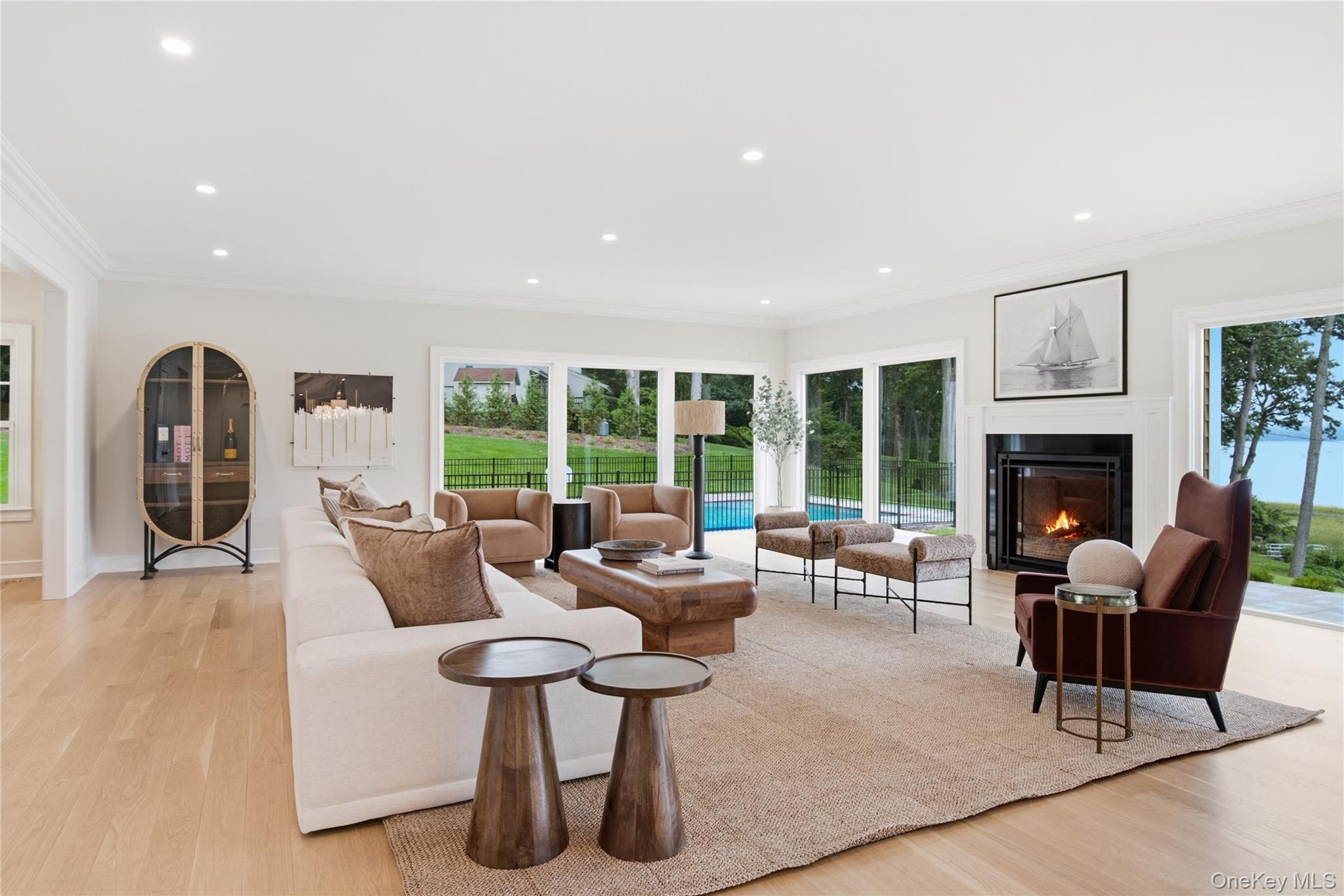 Single Family Cove Road  Suffolk County, NY 11768, MLS-1031732-8