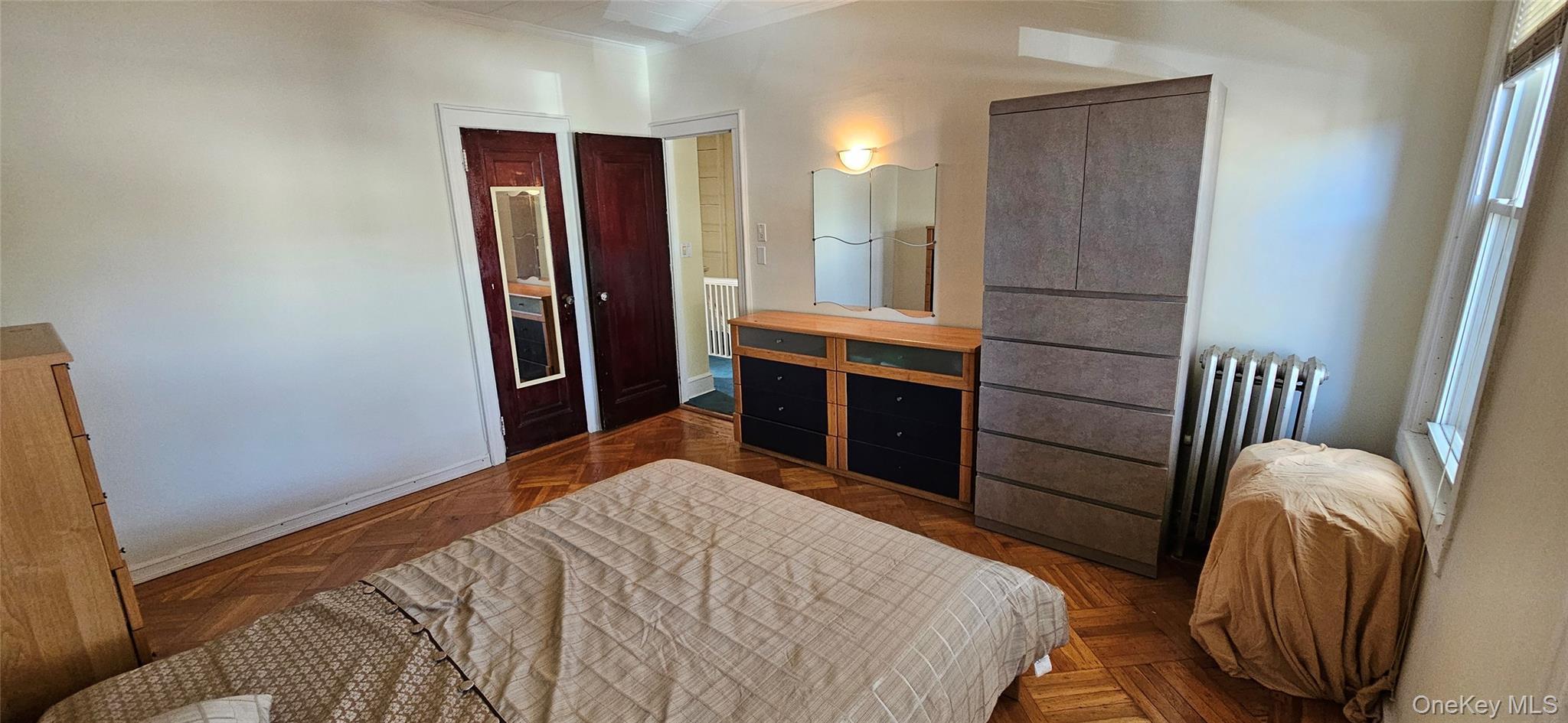 Single Family 75th Street Queens, NY 11385, MLS-1031741-20
