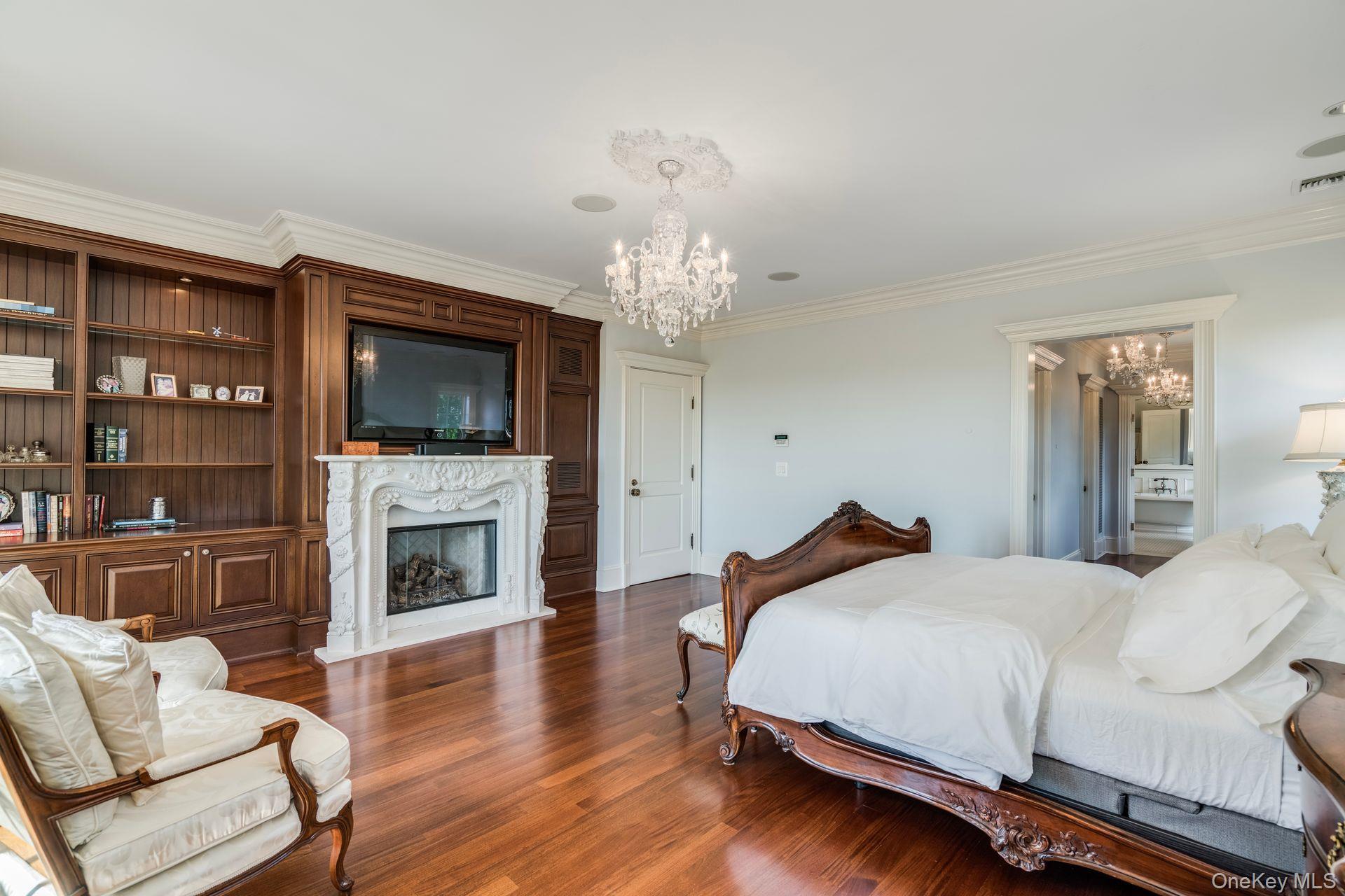 Single Family Gwynne Road  Suffolk County, NY 11747, MLS-1031747-23