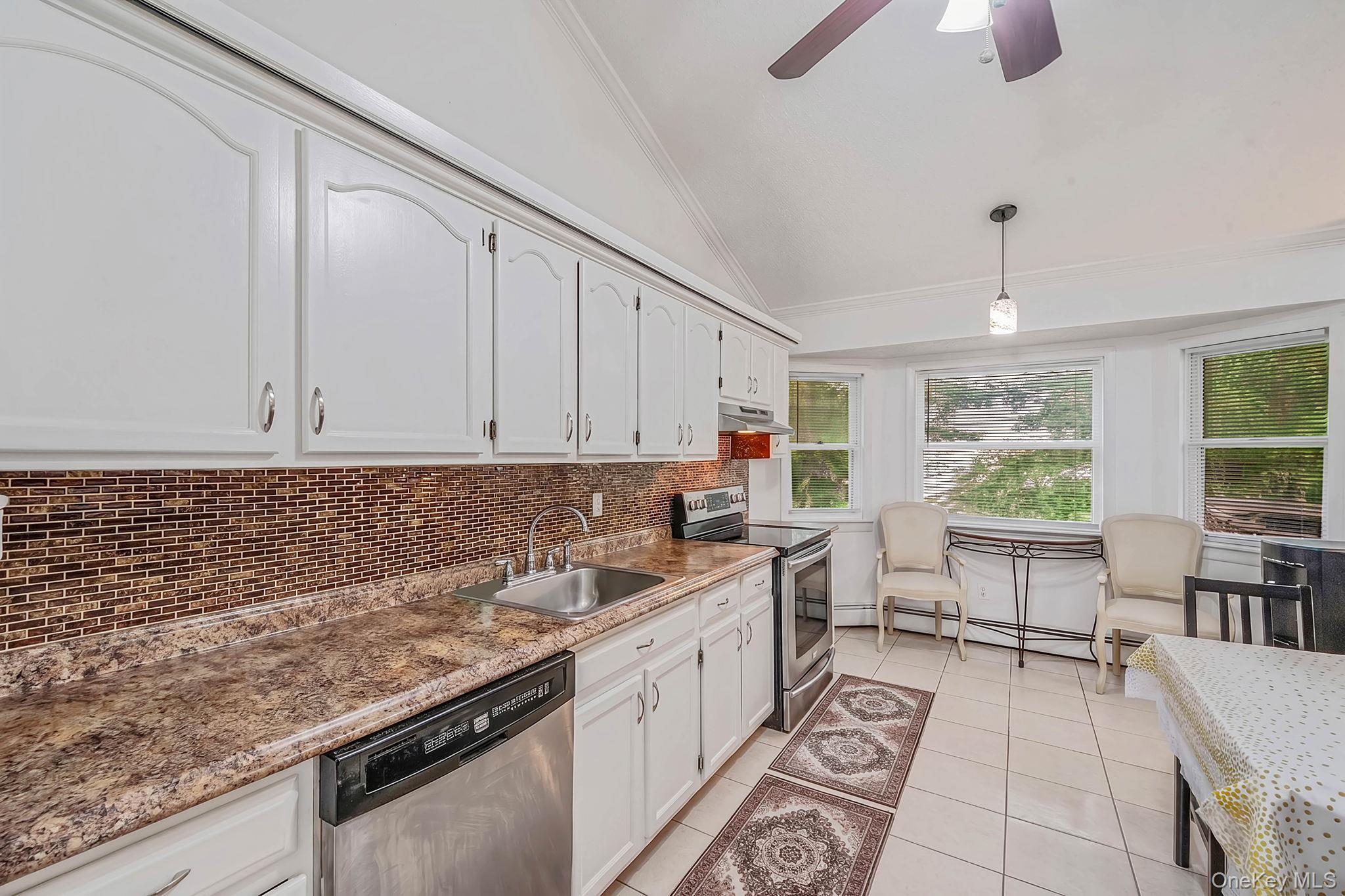Single Family Cedar Oaks Avenue Suffolk County, NY 11738, MLS-1031748-18