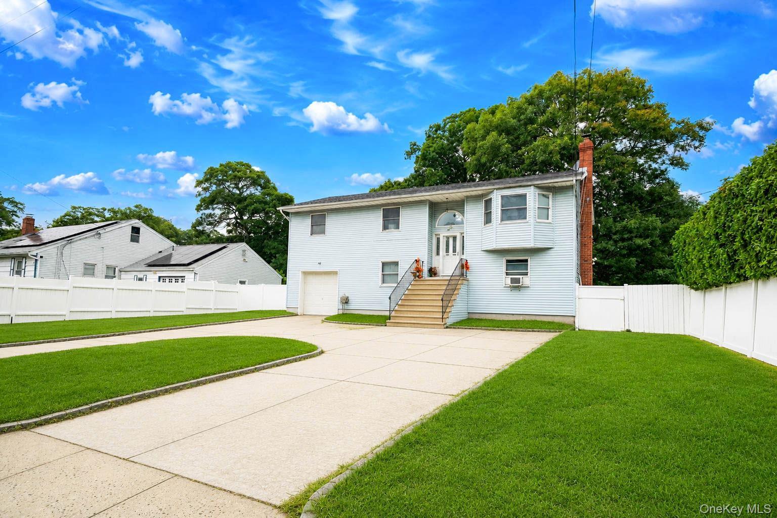Single Family Cedar Oaks Avenue Suffolk County, NY 11738, MLS-1031748-2