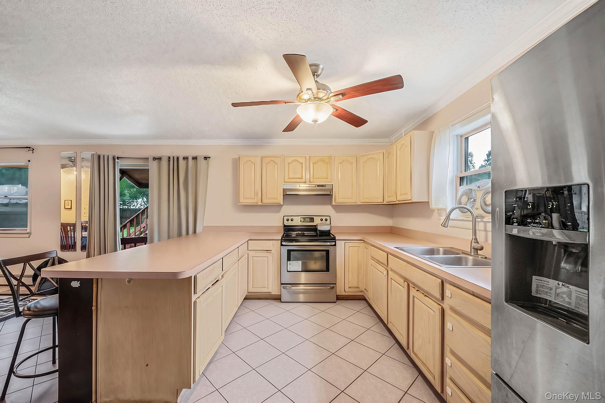 Single Family Cedar Oaks Avenue Suffolk County, NY 11738, MLS-1031748-23