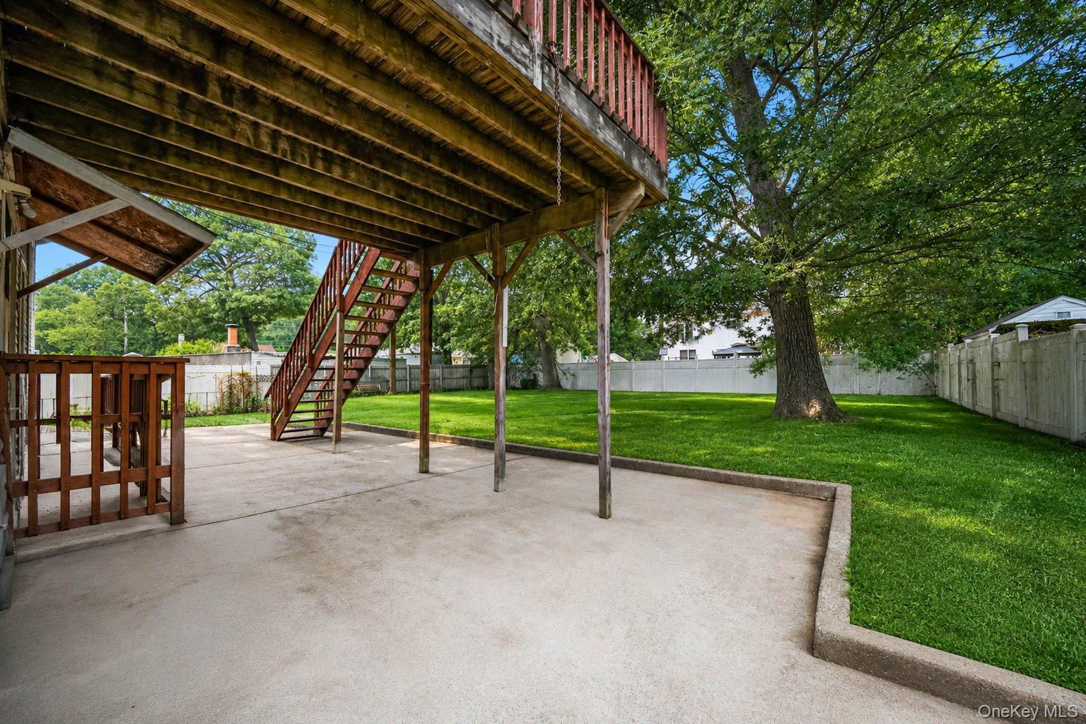 Single Family Cedar Oaks Avenue Suffolk County, NY 11738, MLS-1031748-5