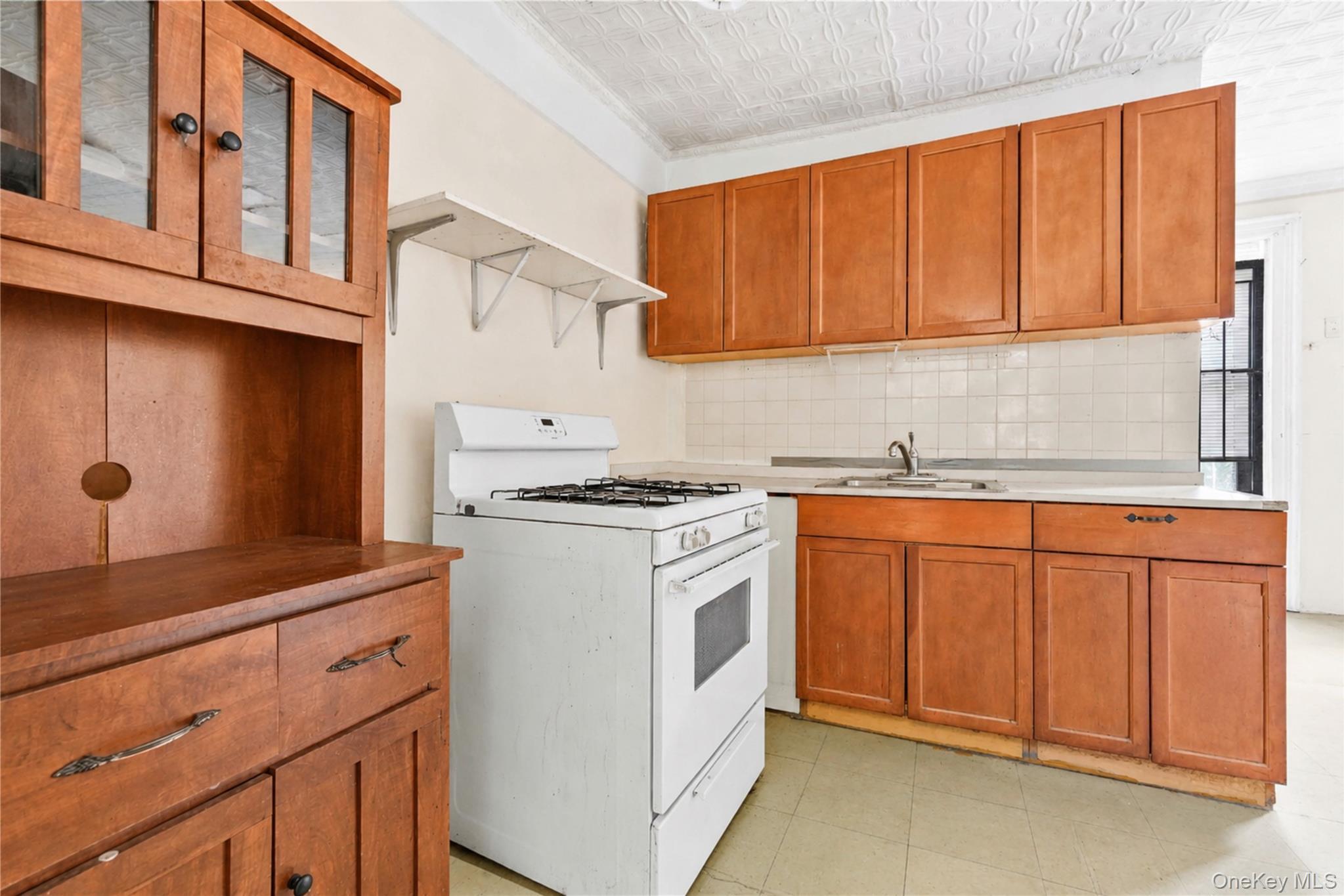 Single Family E 117th Street Manhattan, NY 10035, MLS-1031769-22