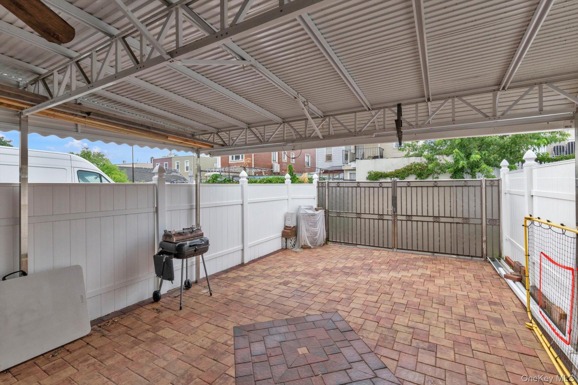 Single Family Hoover Avenue Queens, NY 11435, MLS-1031787-18