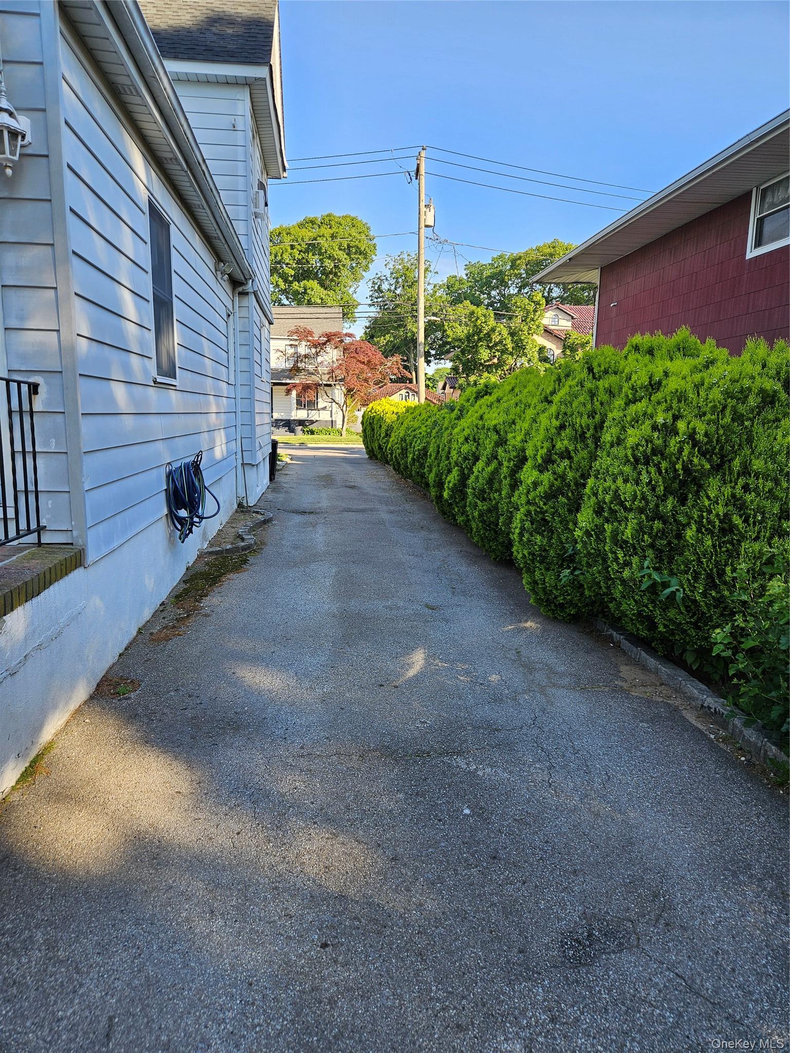 Single Family Catherine Street Nassau County, NY 11581, MLS-1031795-37