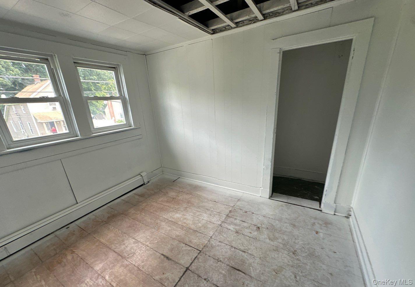 Single Family E 3rd Street Suffolk County, NY 11746, MLS-1031809-12