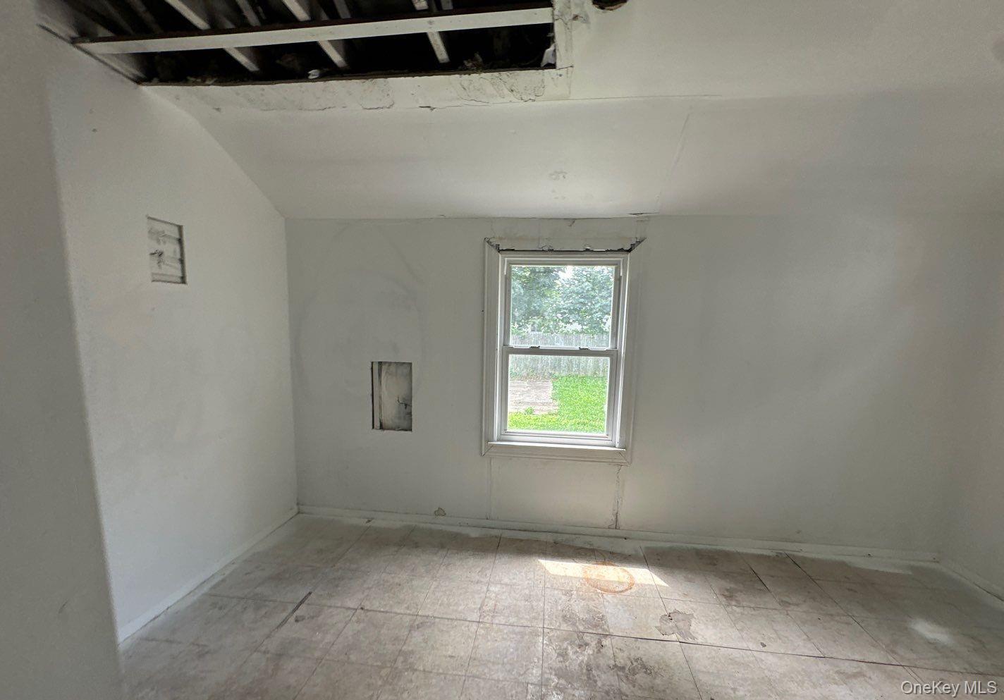 Single Family E 3rd Street Suffolk County, NY 11746, MLS-1031809-7