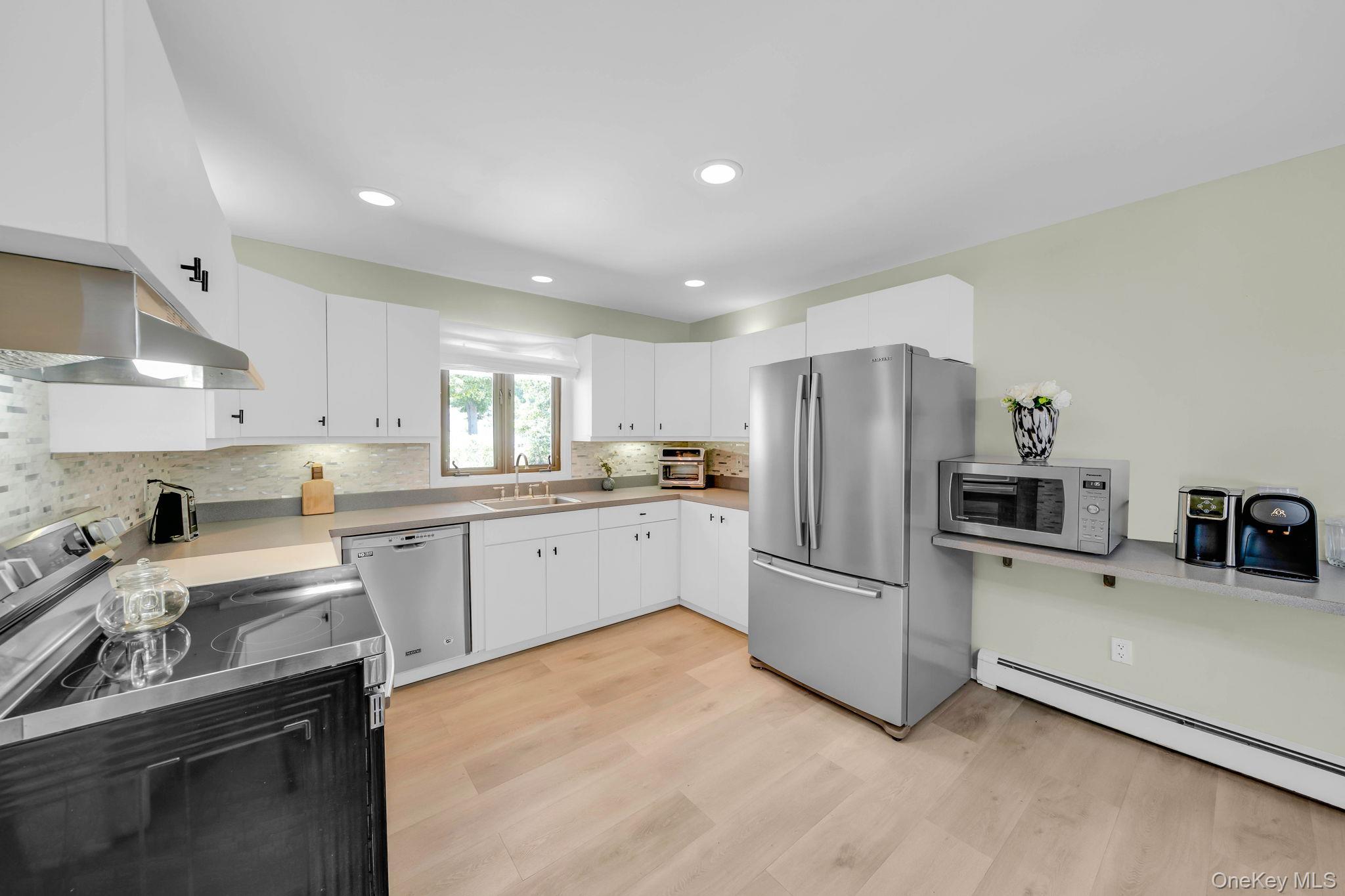 Single Family Old Town Road  Suffolk County, NY 11727, MLS-1031816-13