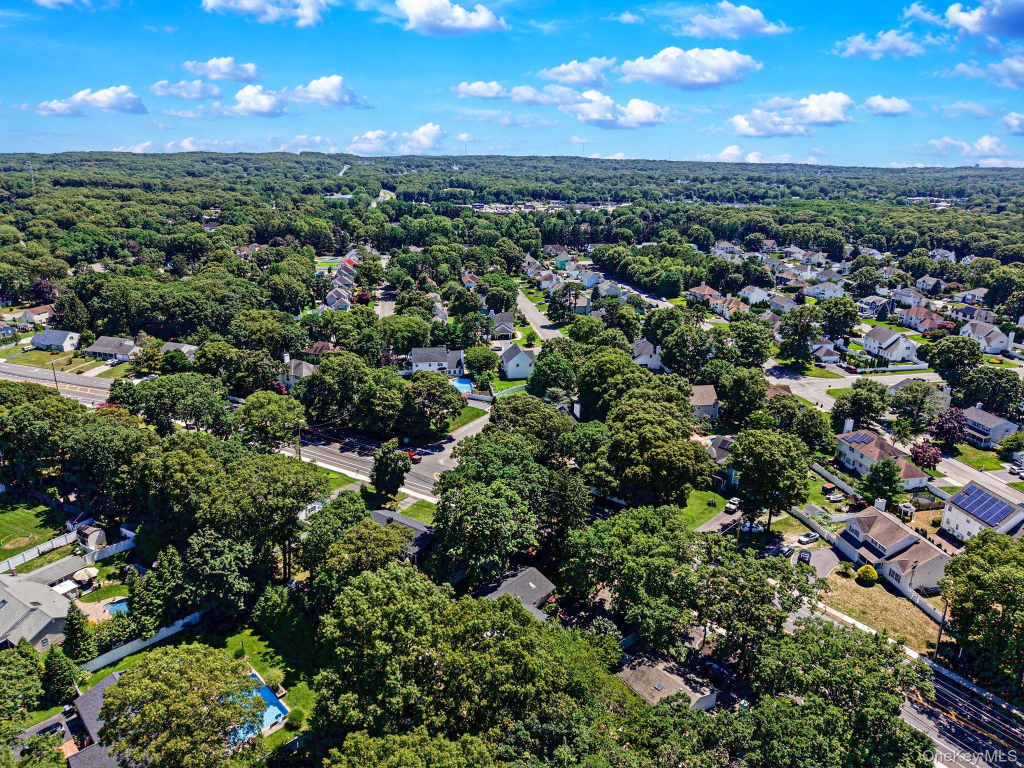 Single Family Old Town Road  Suffolk County, NY 11727, MLS-1031816-35