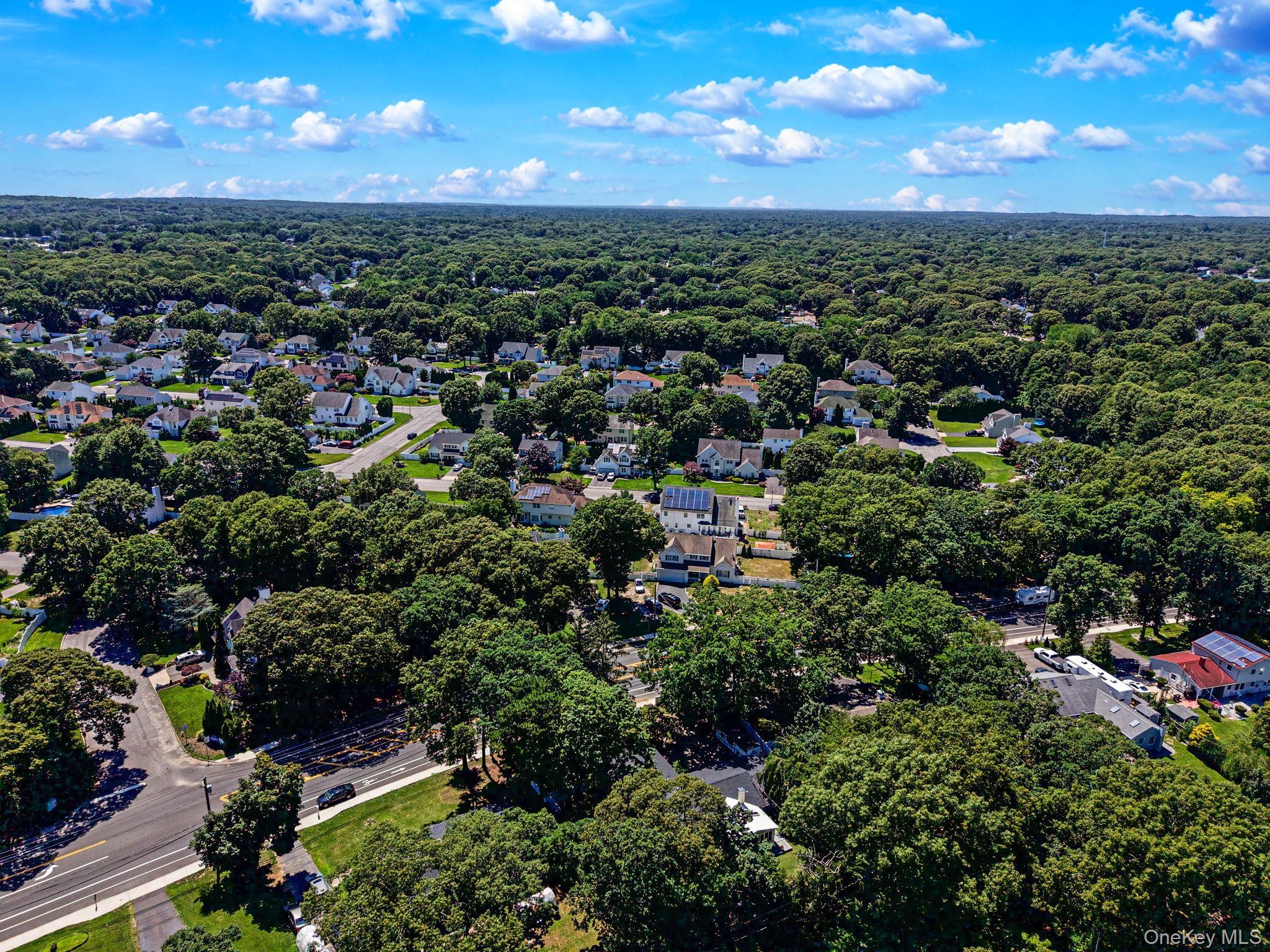 Single Family Old Town Road  Suffolk County, NY 11727, MLS-1031816-36