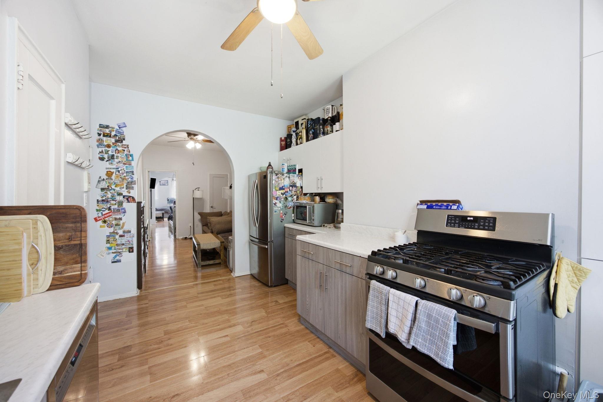 Single Family Eckford Street Brooklyn, NY 11222, MLS-1031822-17