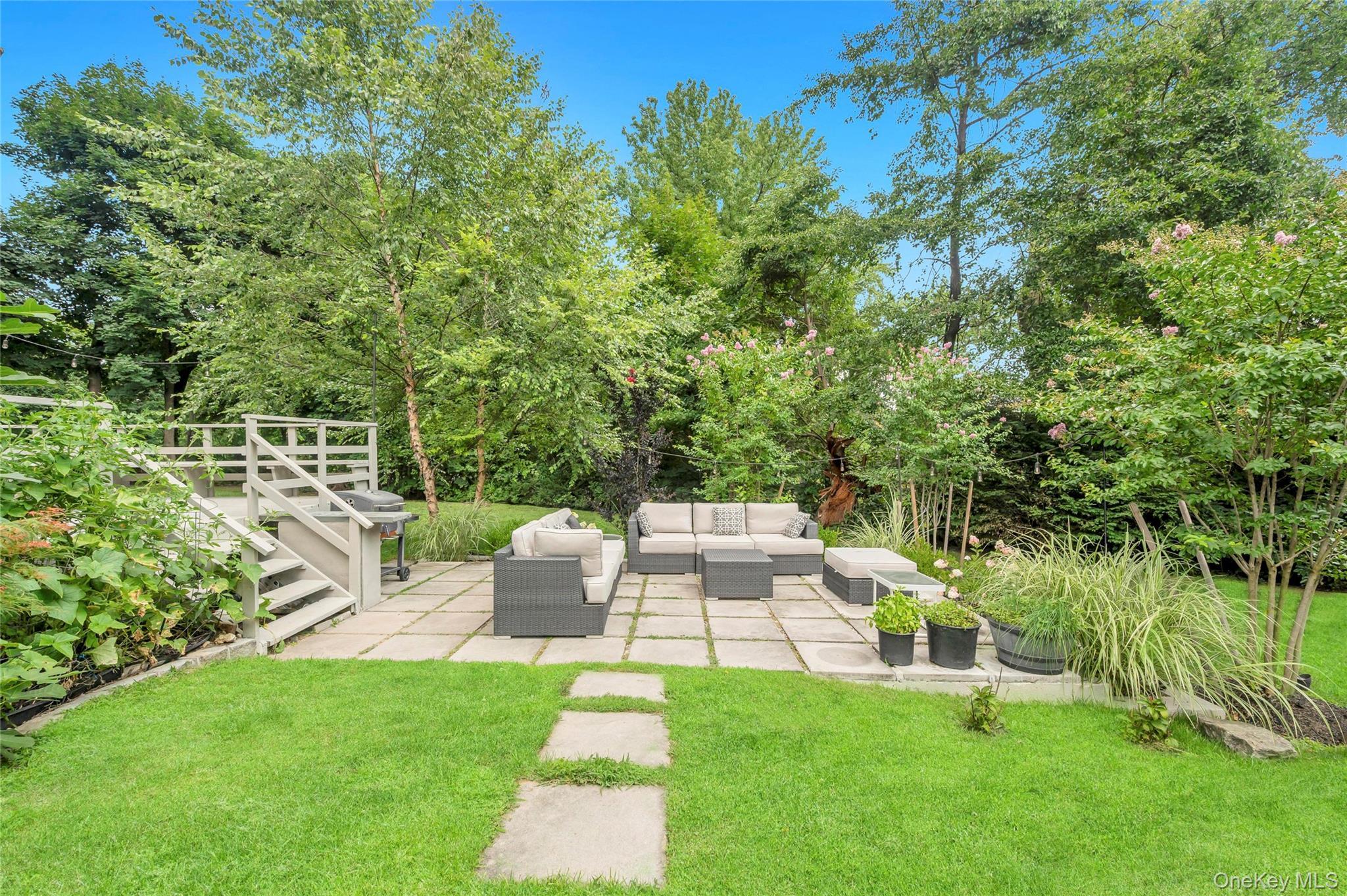 Single Family Hicks Lane  Nassau County, NY 11024, MLS-1031832-33