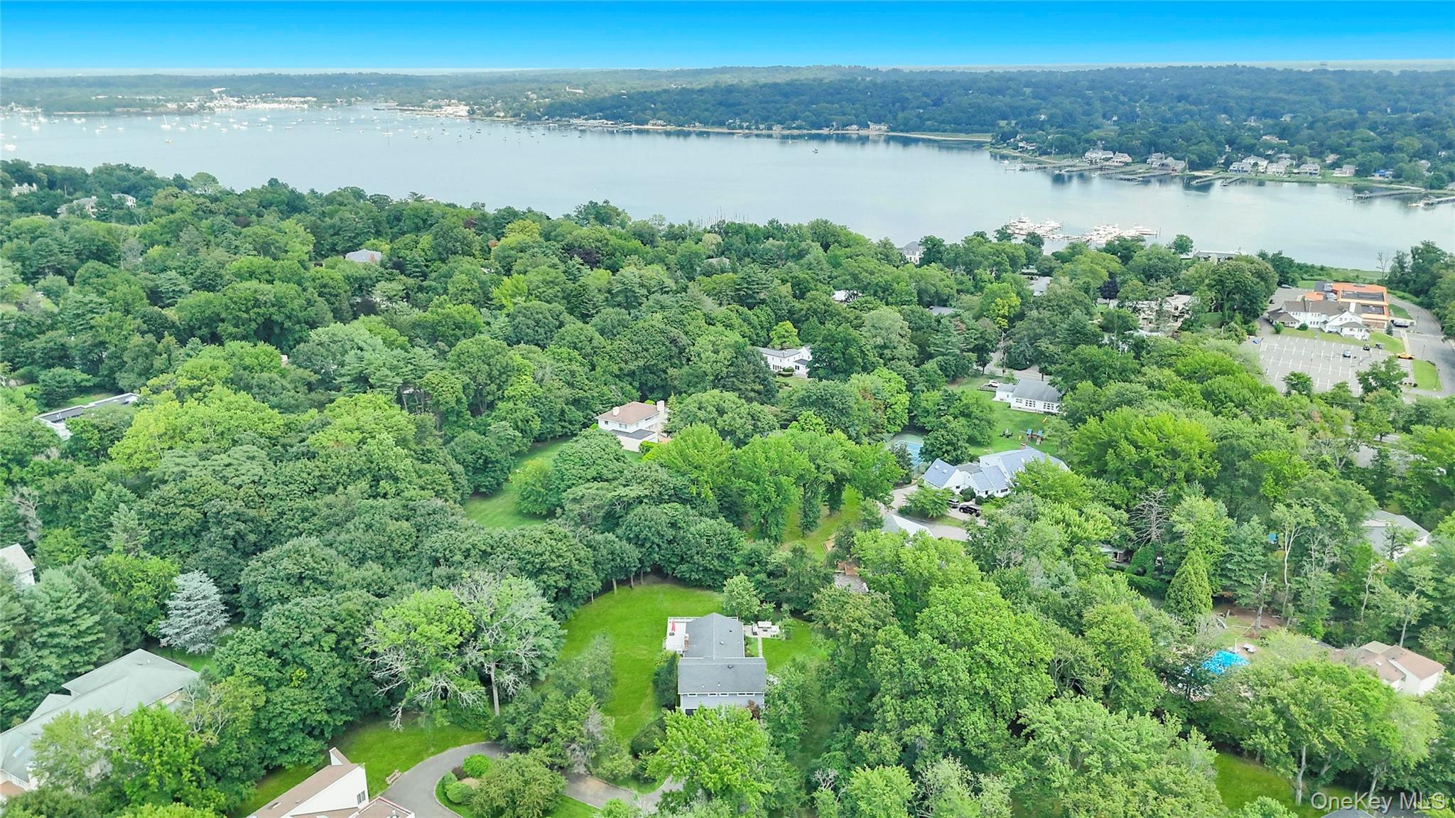 Single Family Hicks Lane  Nassau County, NY 11024, MLS-1031832-36