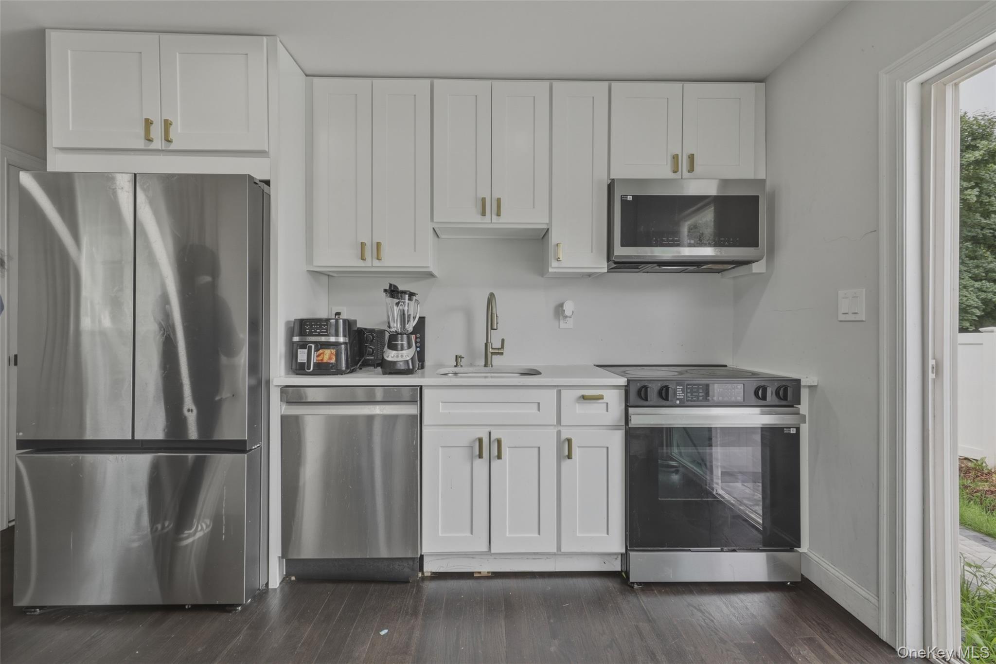 Single Family Hancock Street  Suffolk County, NY 11717, MLS-1031860-12